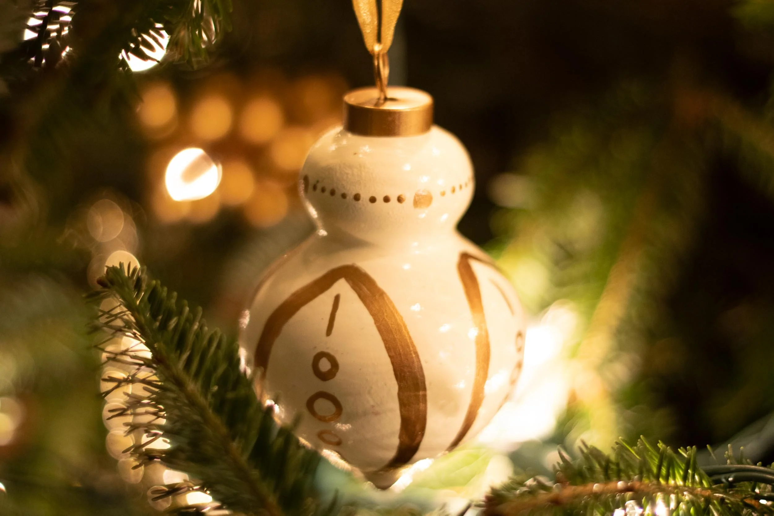 Ogee Ornament - on Tree - Web-20.jpg