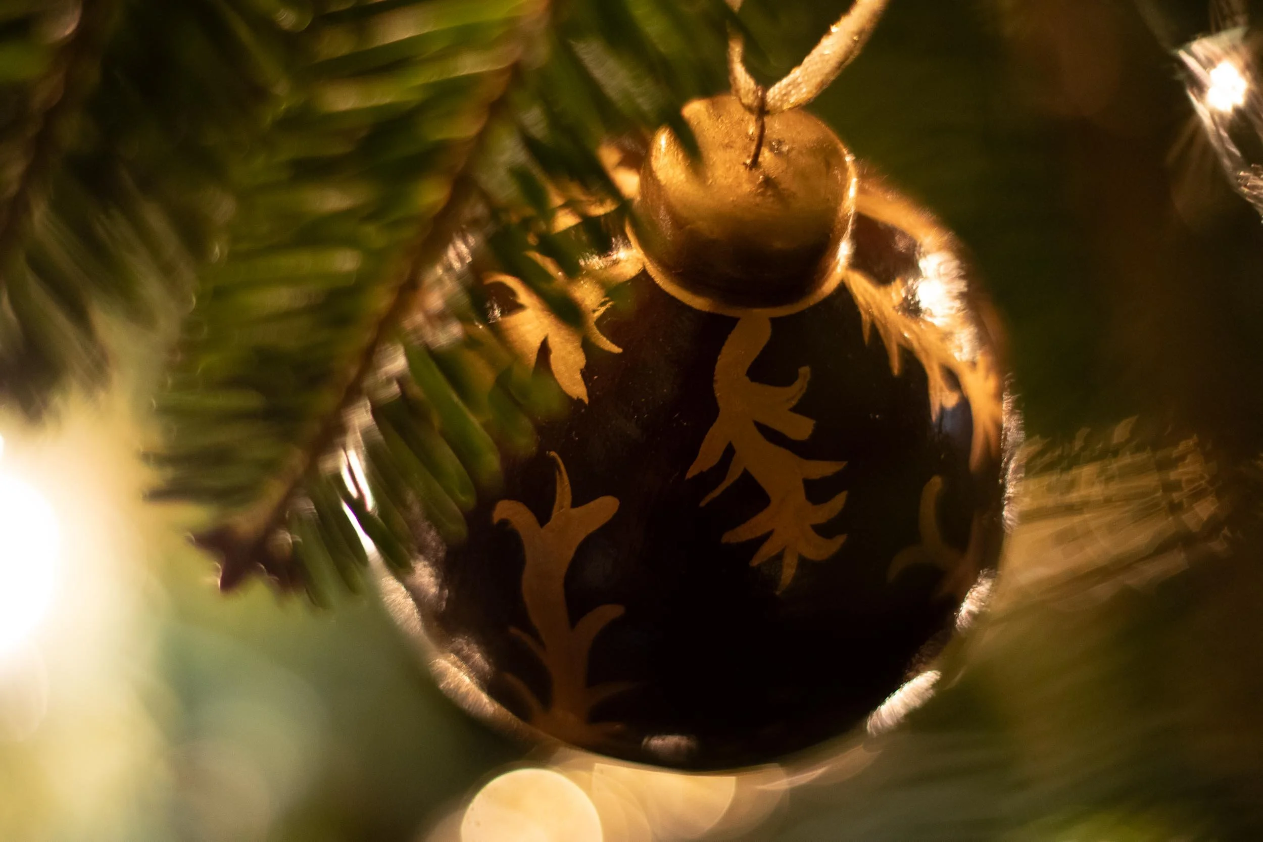 Small Ball Ornament - on Tree - Web-5.jpg