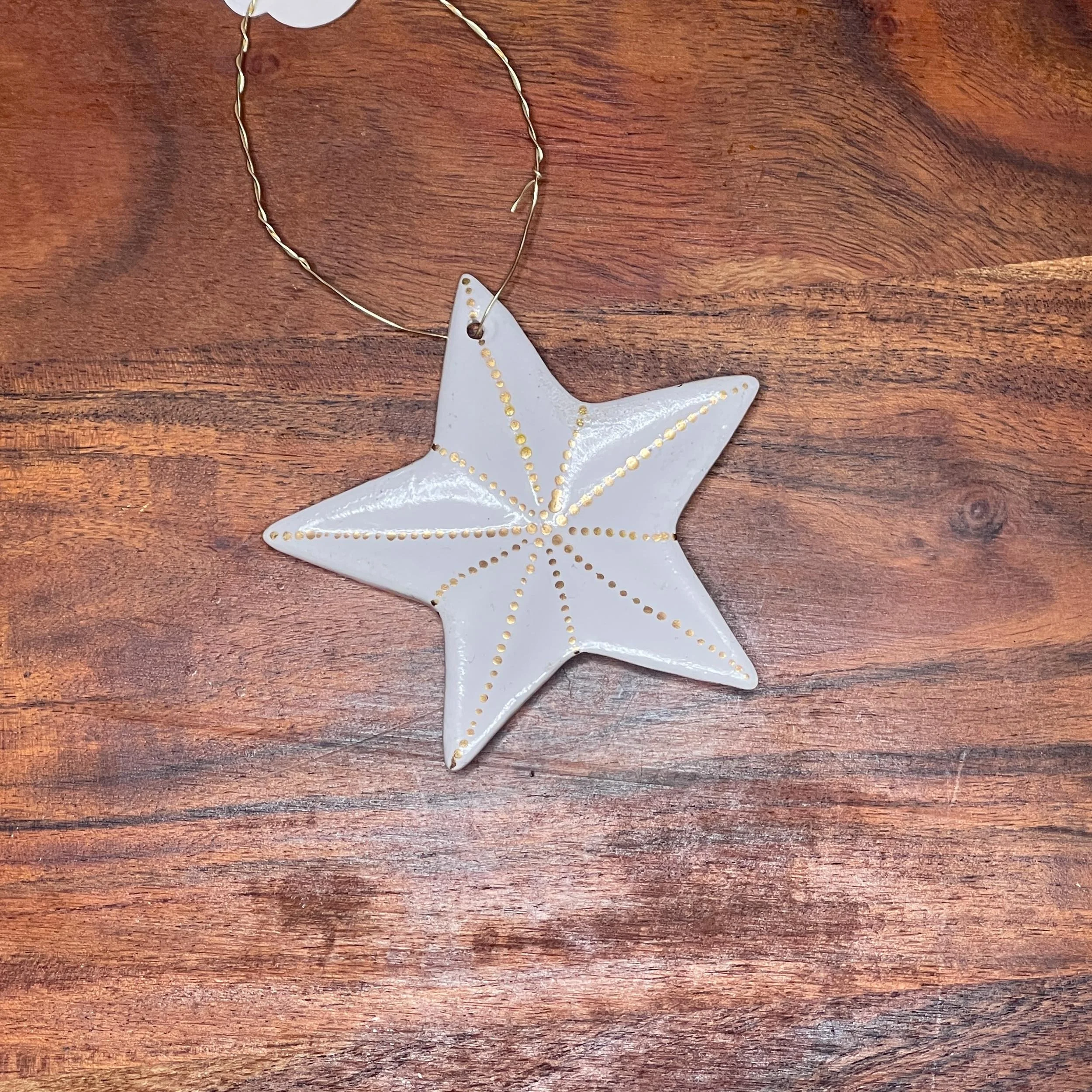 BethGlover-CeramicOrnaments-Stars-Web-03.jpg