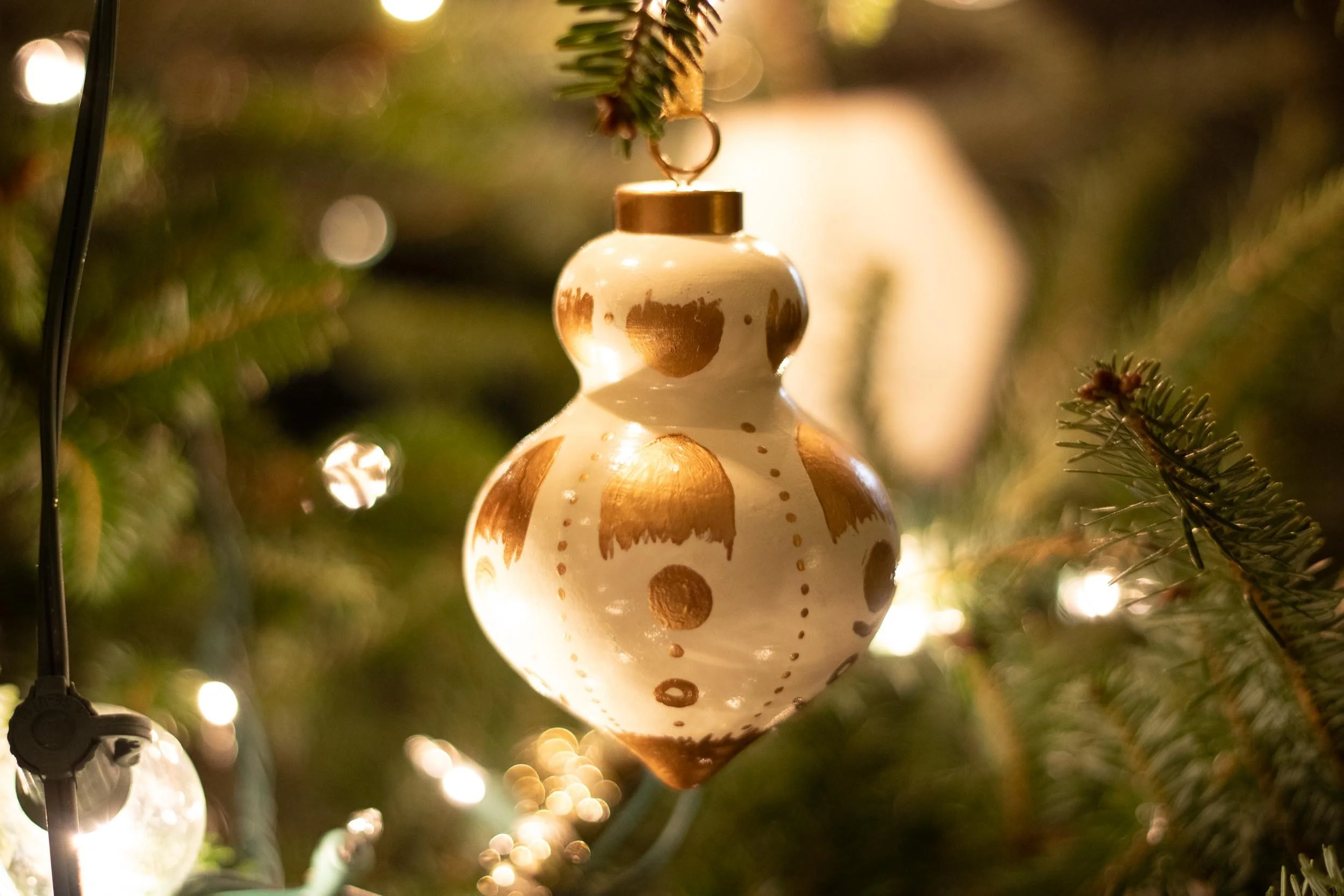 Ogee Ornament - on Tree - Web-24.jpg