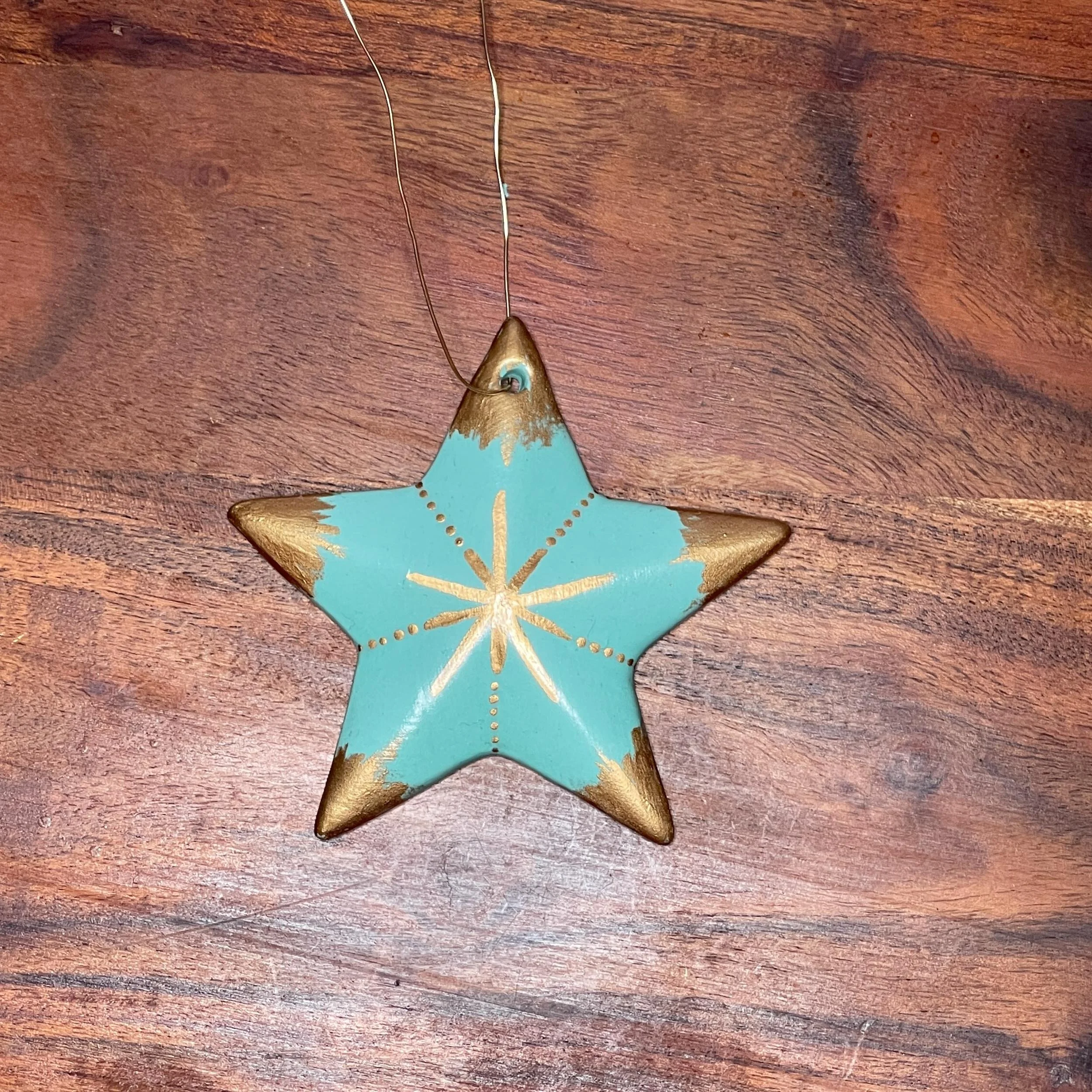 BethGlover-CeramicOrnaments-Stars-Web-28.jpg