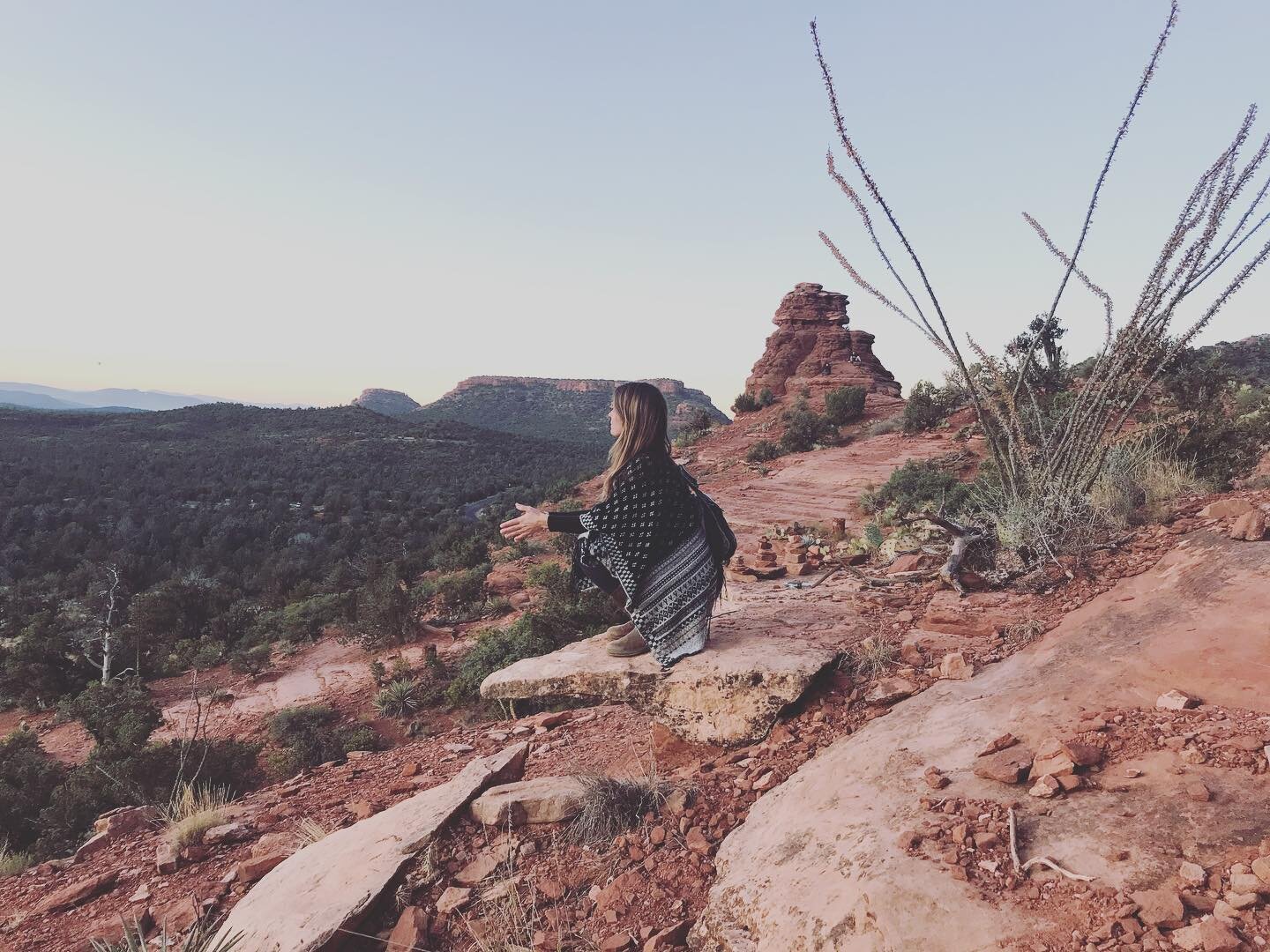 SEDONA⁣
The Alchemy of Transformation Retreat⁣
November 11-16, 2022⁣
⁣
&nbsp;⁣
The inviting energy vortex of Sedona opens us to deep soul exploration!⁣
&nbsp;⁣
Join Kara Davison &amp; Brittany Roselle for a 5-day Inner Alchemy retreat upon these sacr