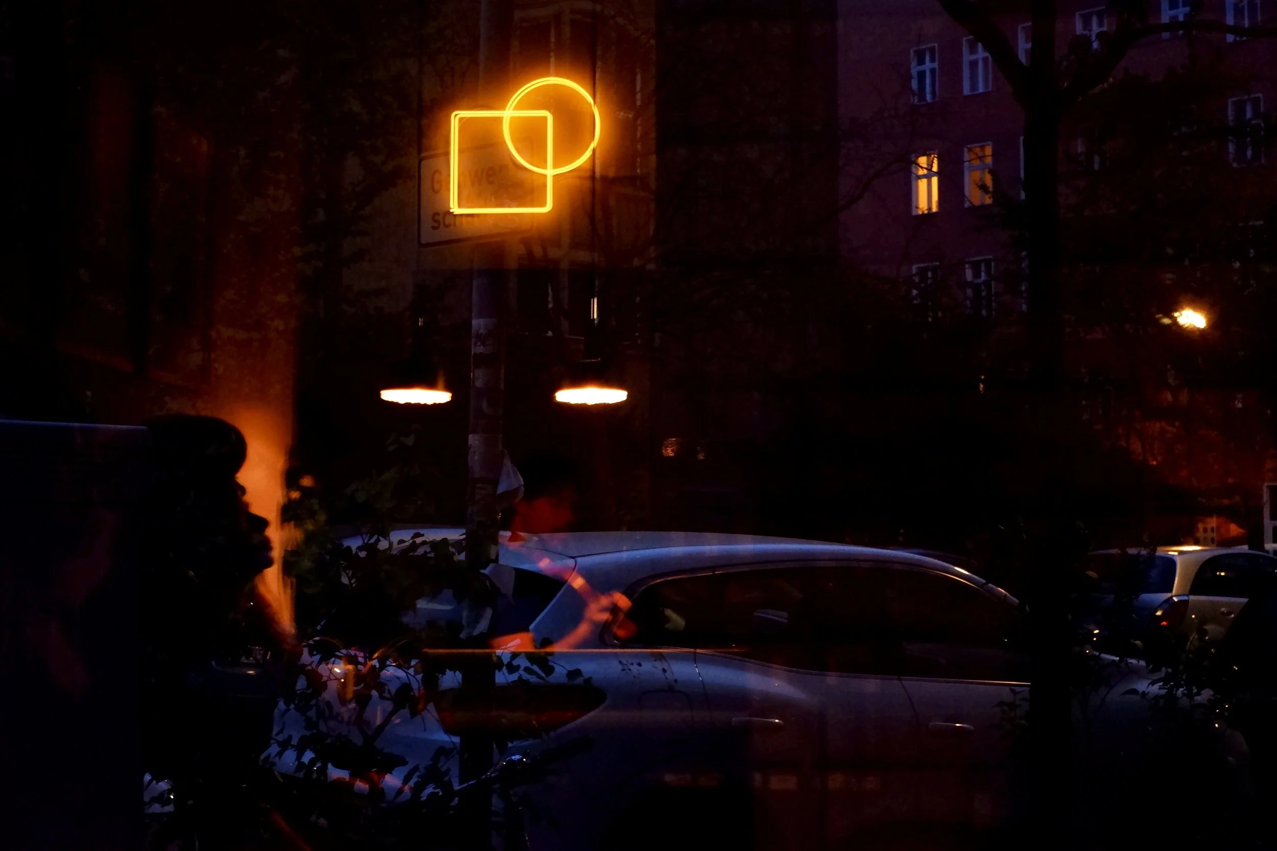  An atmospheric shot from Simon Goff´s in-store concert 