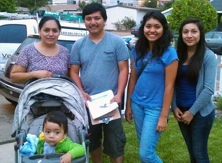 Fernandez-Family-pic.jpg