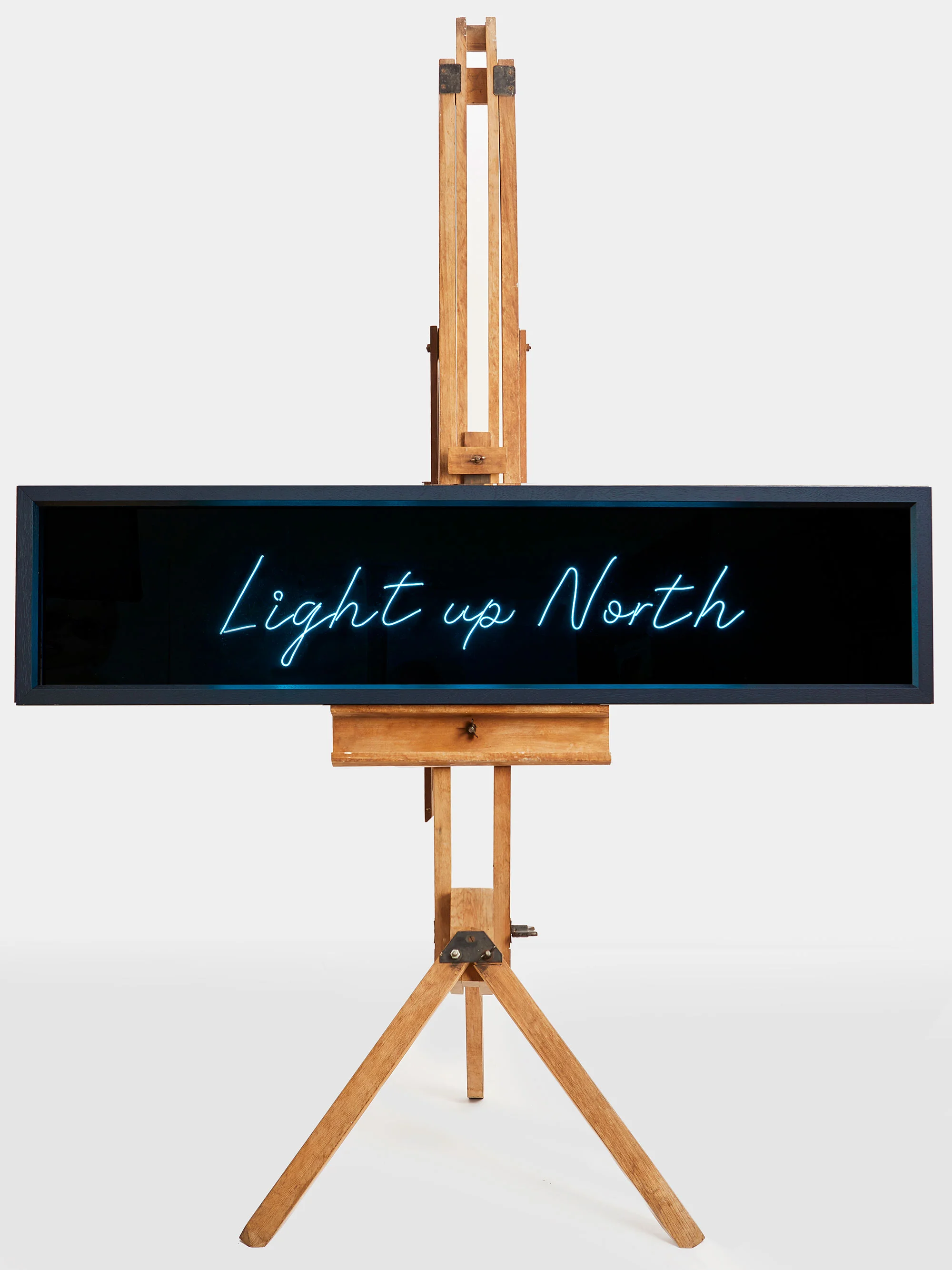 light-up-north-blk_02.jpg