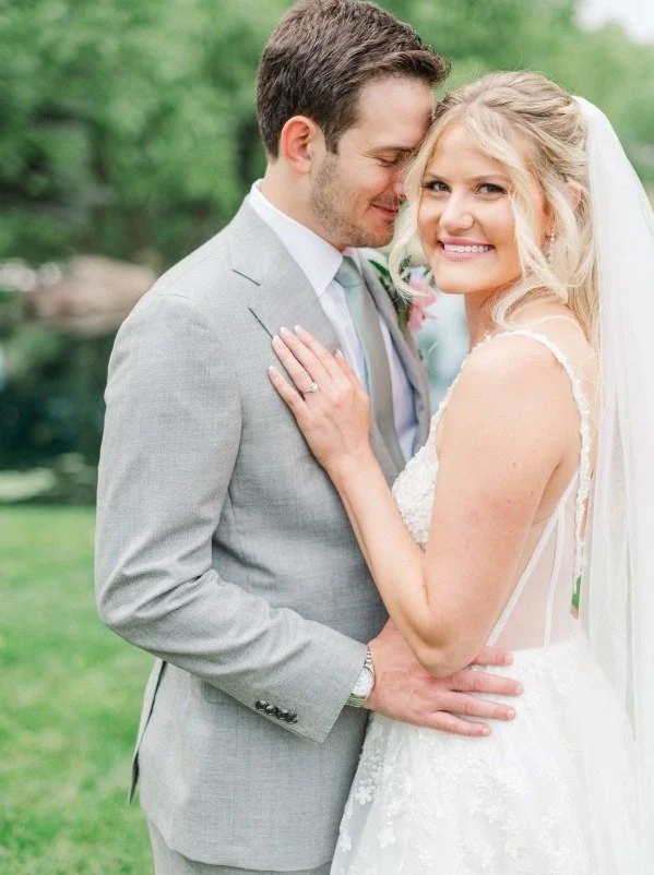 The best beauty is the kind you don&rsquo;t have to think about. Our goal is for every bride to feel at ease so she can focus on what really matters. 💖

Message us to start planning your personalized bridal beauty experience.

Couple: @too_poole4sko