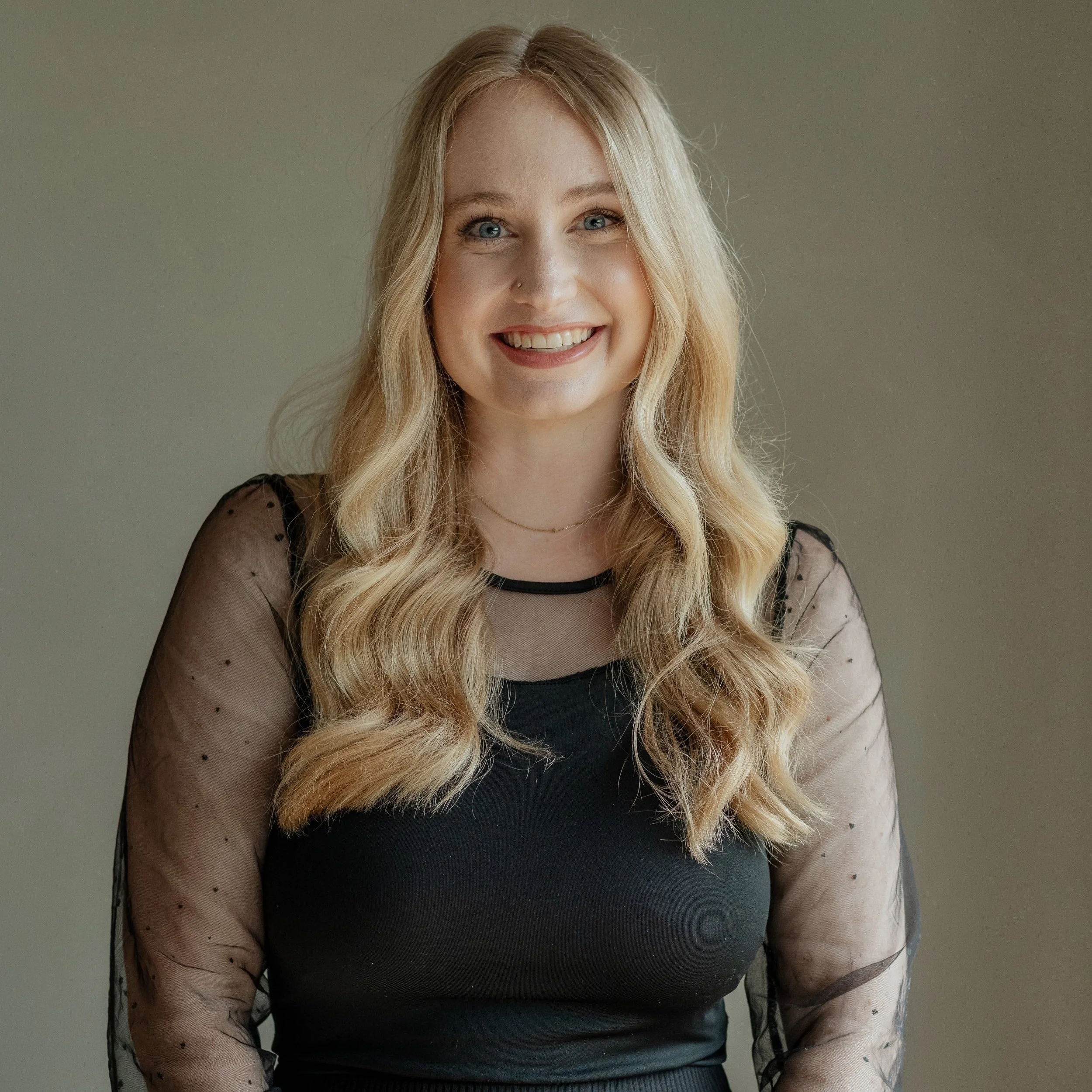 OLIVIA- ADMIN ASSISTANT