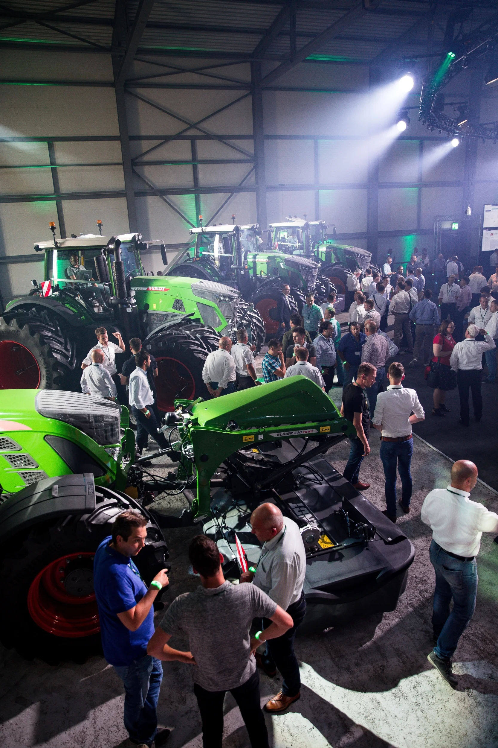 127_FENDT_GRUPPE2.jpg