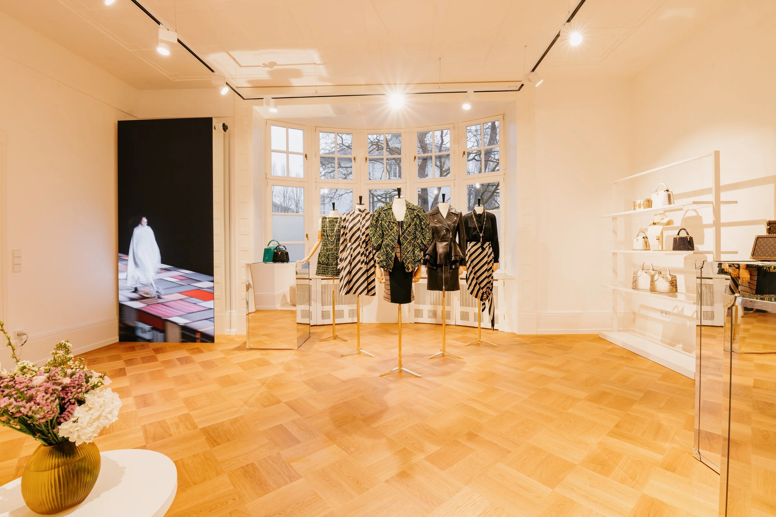 LV_Location_YKP_4570.jpg
