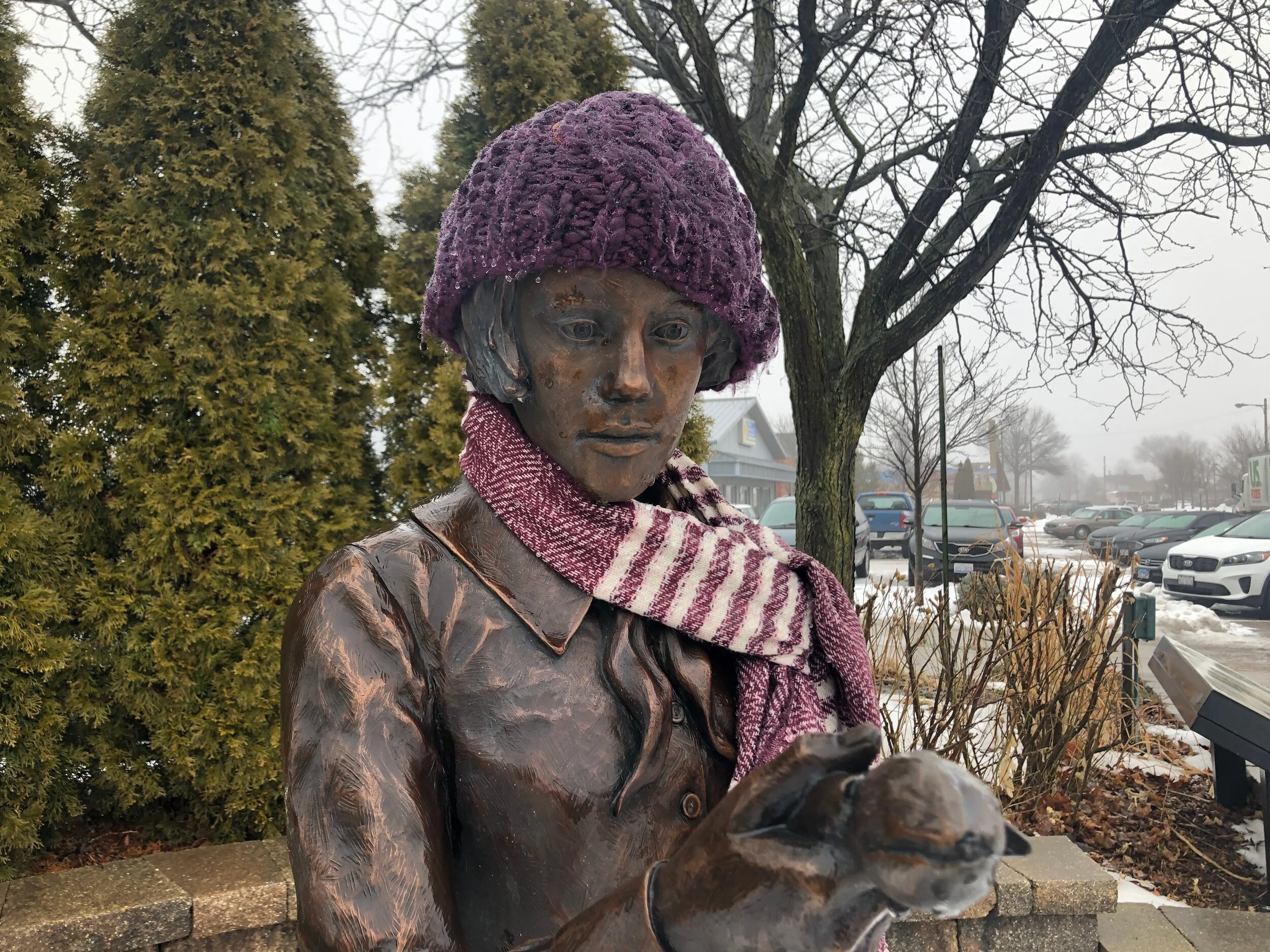 Radium Girl Statue.jpeg
