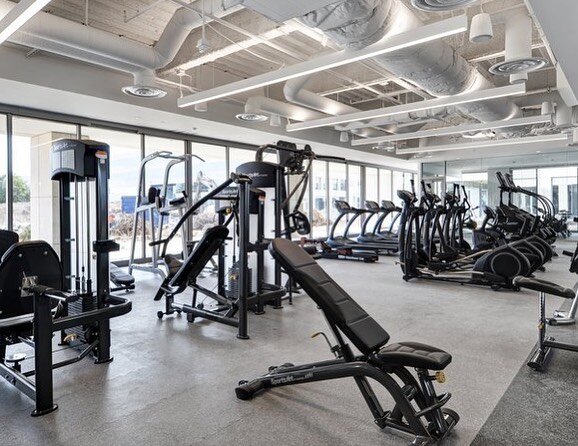 Complimentary fitness classes for tenants are back starting Monday 4/18! 🏋🏻&zwj;♀️🏋🏾

x Mondays: bootcamp, 5:30pm - 6:15pm
x Wednesdays: yoga, 6:30am - 7:15am
x Thursdays: spin, 6:30am - 7:15am

To celebrate the relaunch Property Management will 