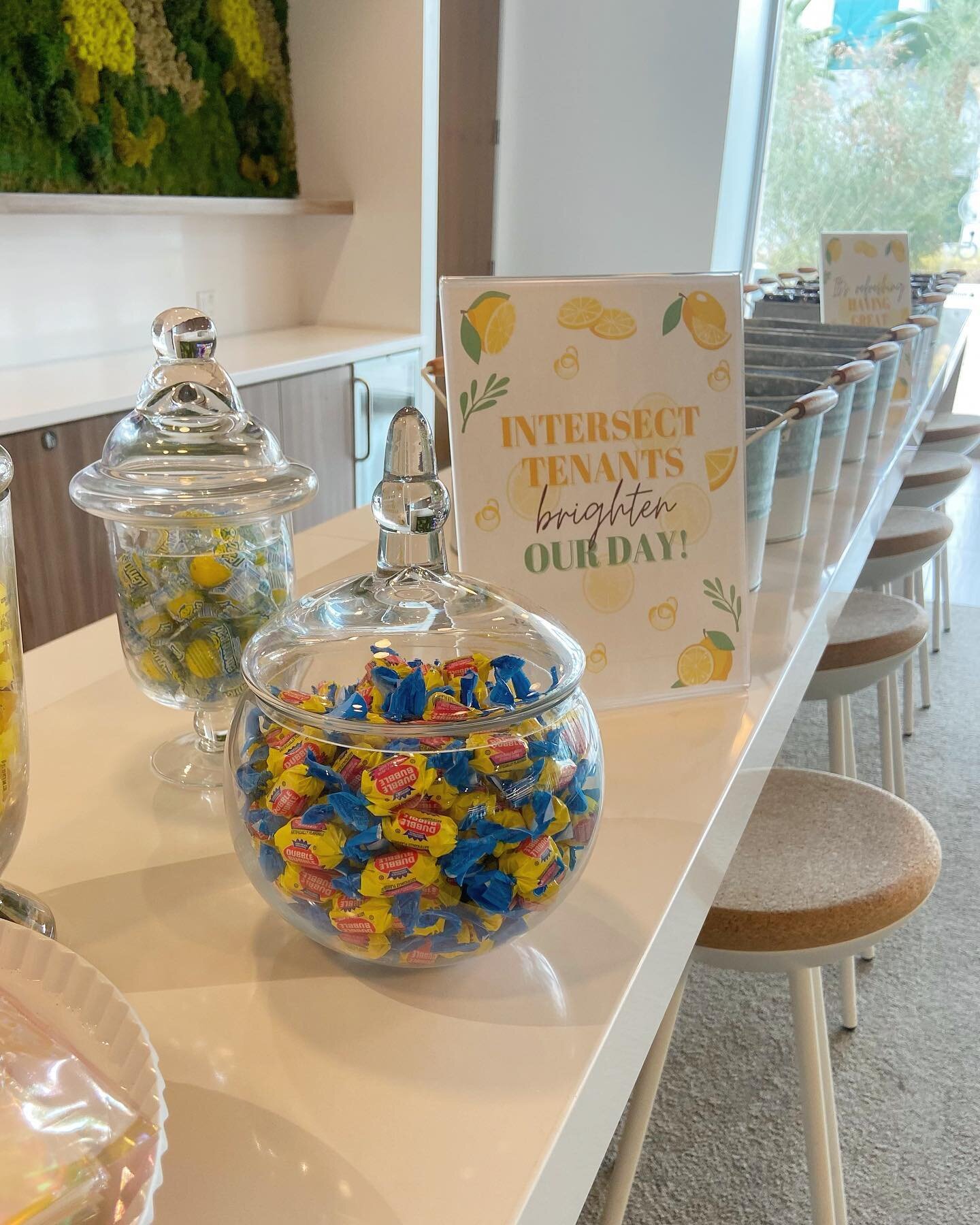 Intersect tenants brighten our day! ☀️🍋📯 Enjoy complimentary summer-themed refreshments and candy today in the Game Lounge located in Building C (across from the Fitness Center)!