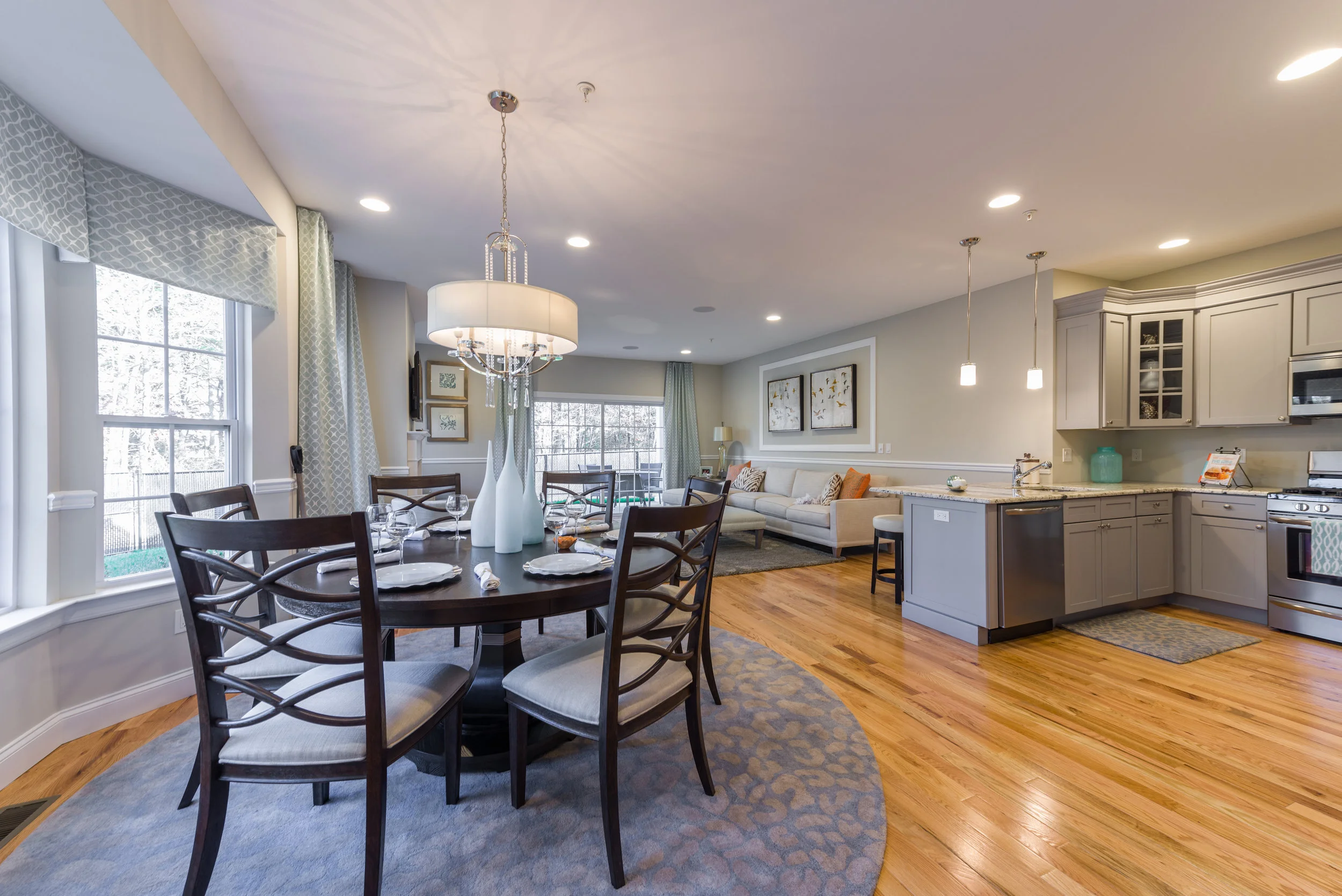 Napa Dining_Living Area.jpg