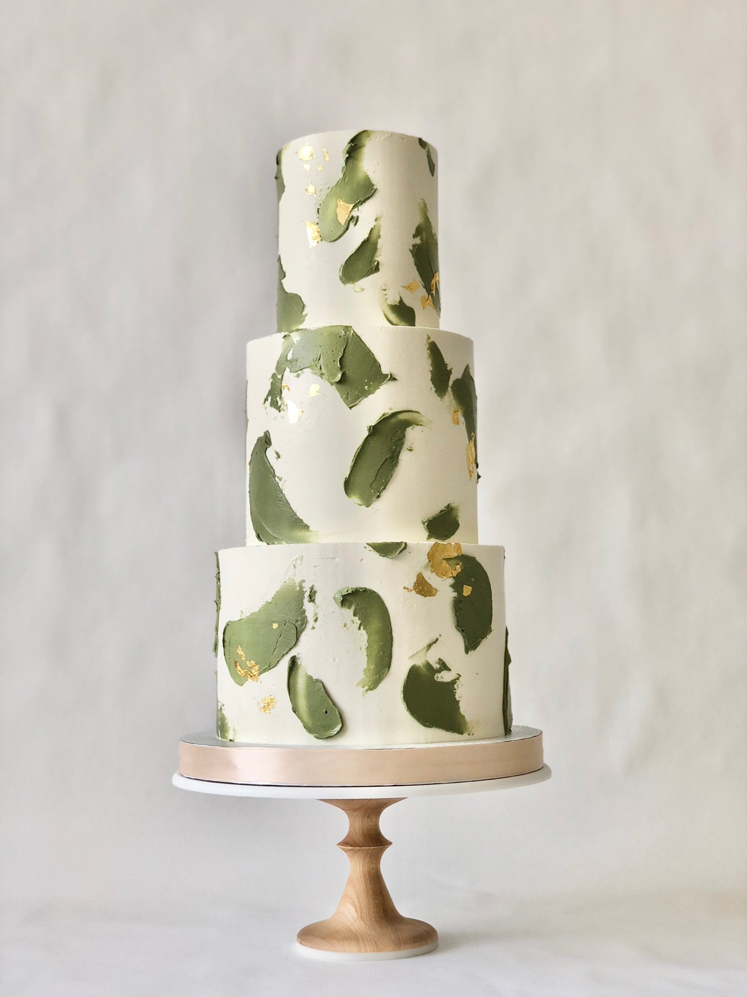  3-Tier Cake with paint design on the outside 