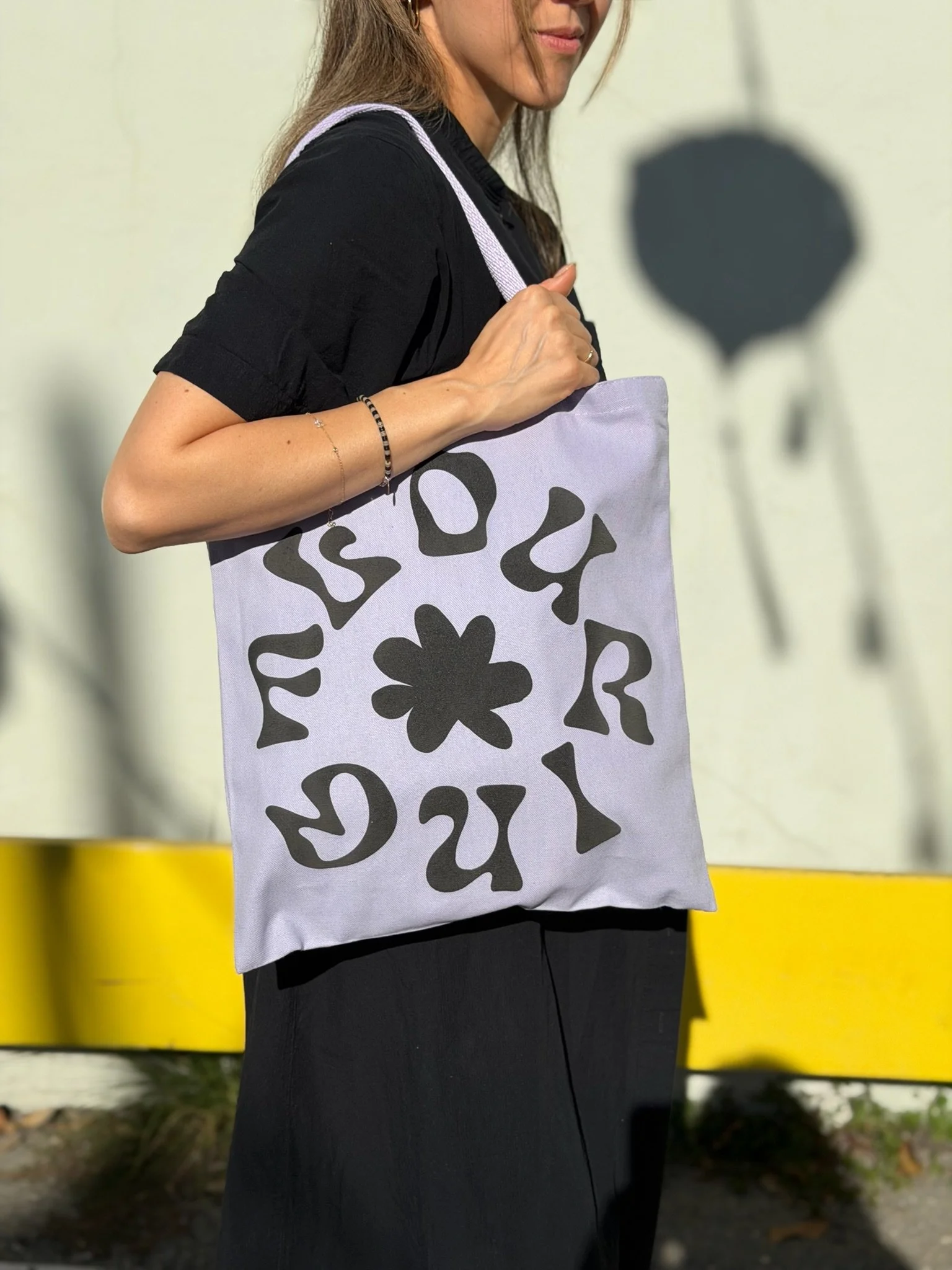 Flouring Puffed Graphic Tote