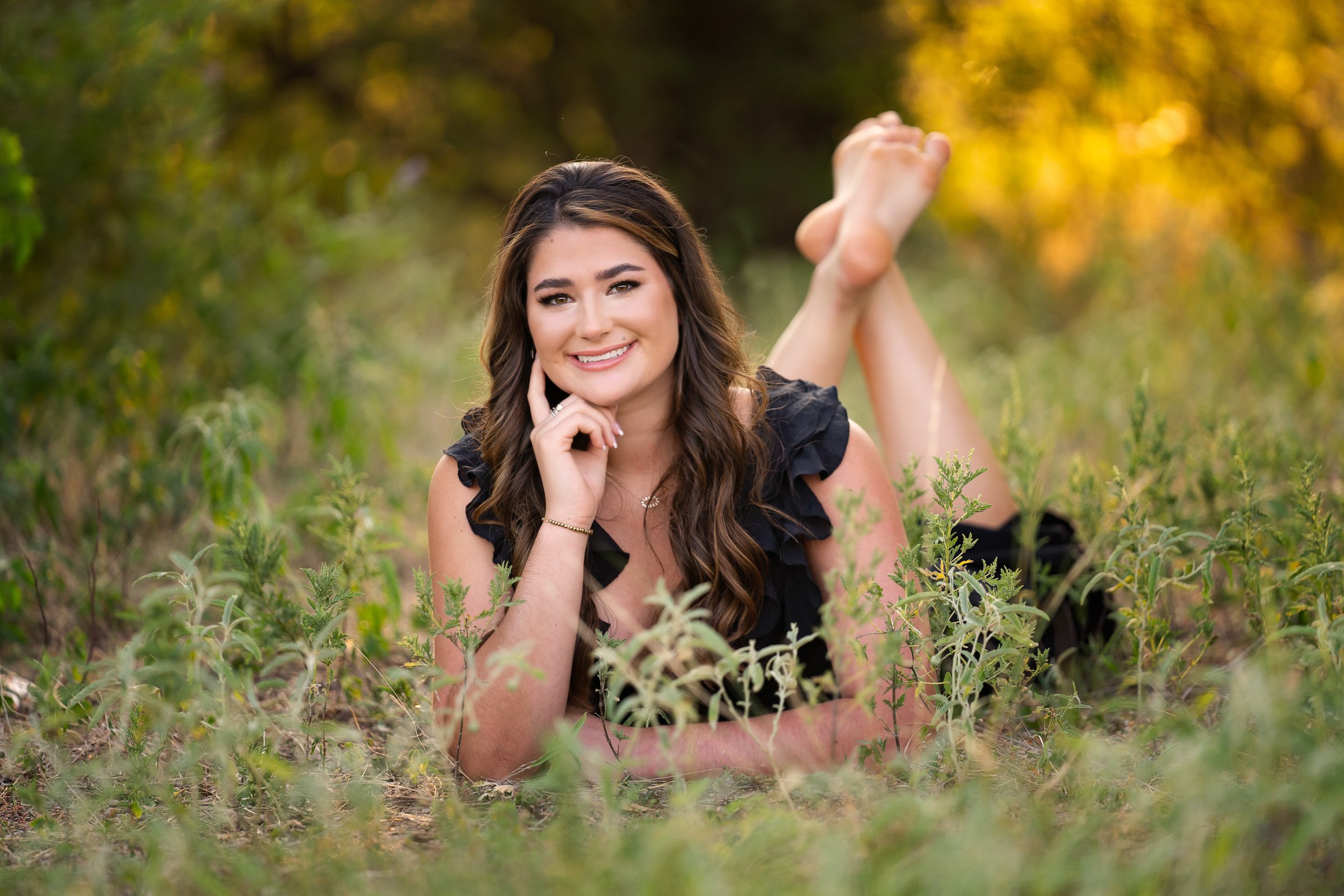 Fort Worth Senior photographer senior portraits in nature