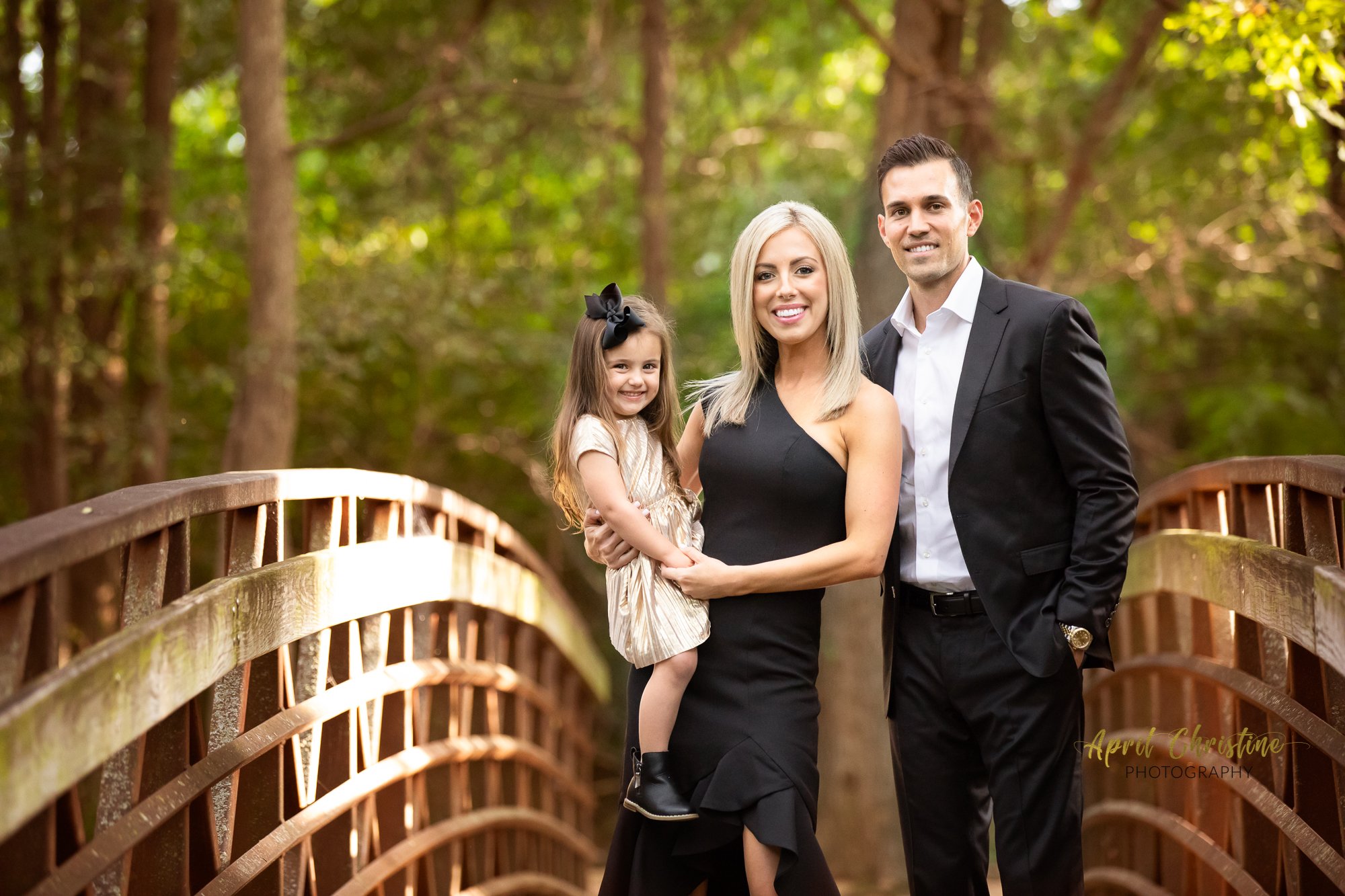 Southlake photographer elegant family portraits at the Colleyville Nature Center