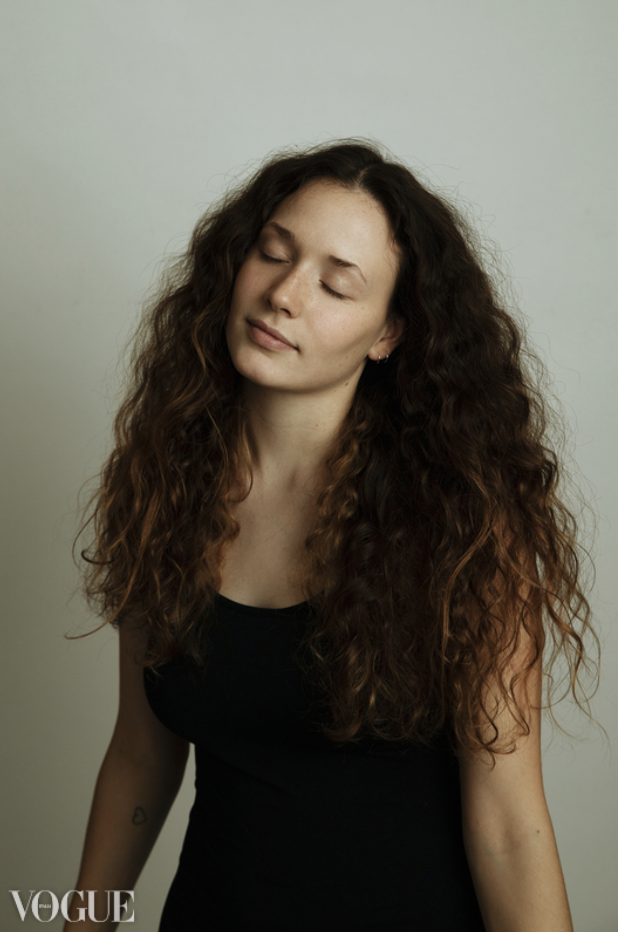 Liana PhotoVogue.PNG