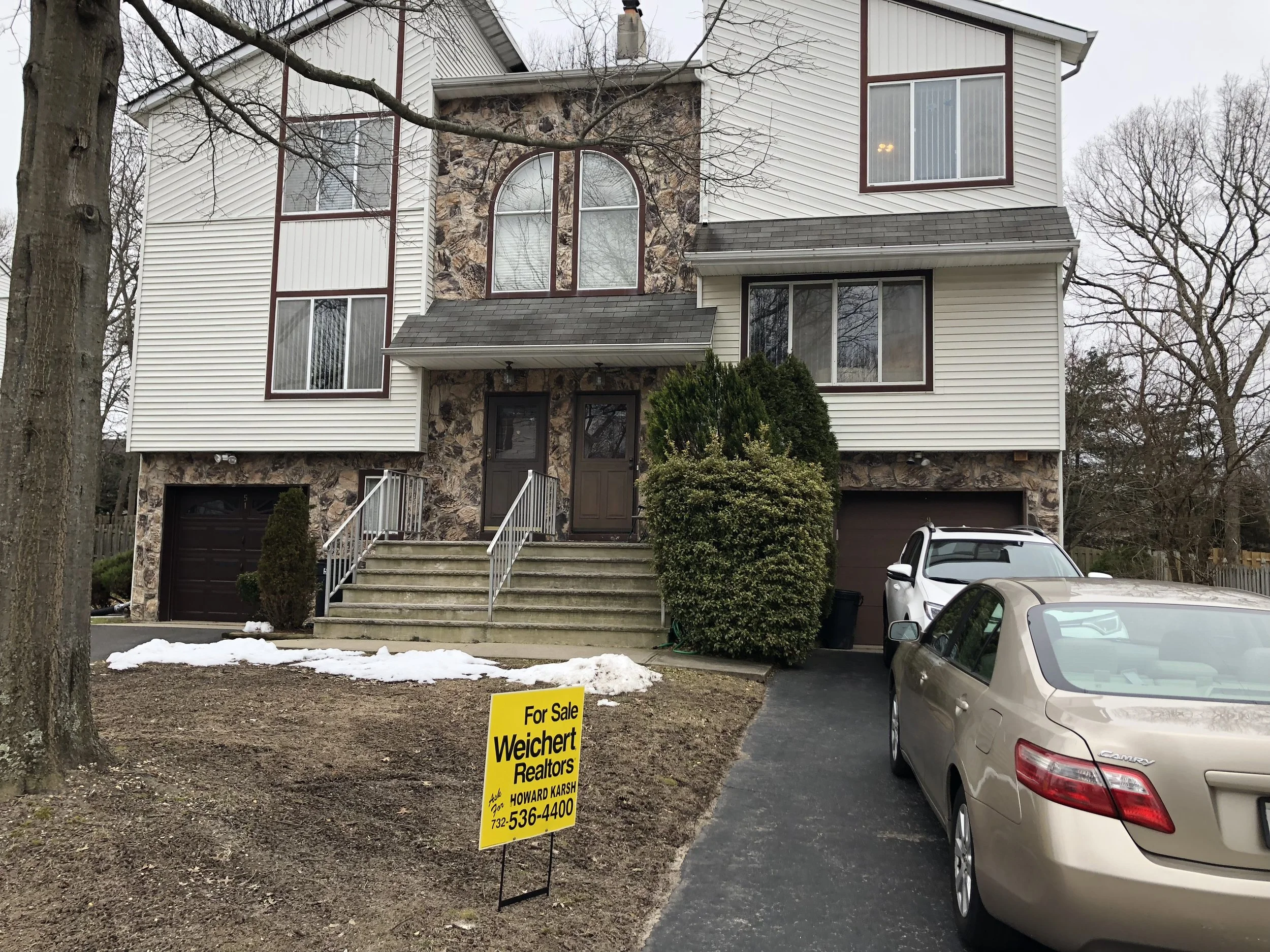 49 Lone Star Ln, Manalapan $339,900 Howard Karsh