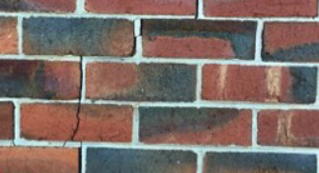 Settlement cracking in brickwork