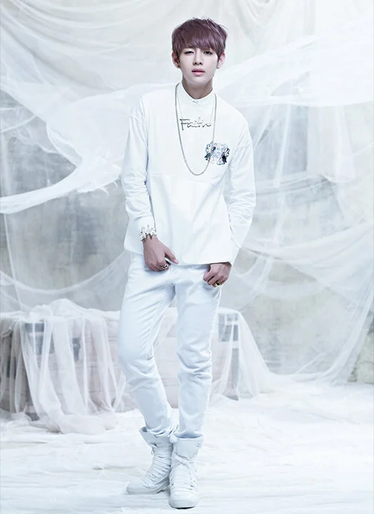 [ABOUT : V] — US BTS ARMY