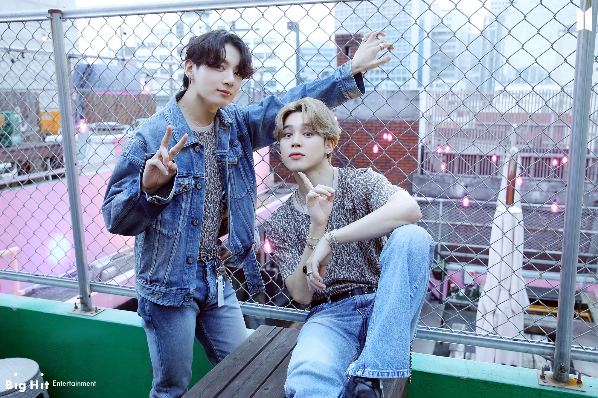 2021 SEASON'S GREETINGS — BTS GOES RETRO — US BTS ARMY