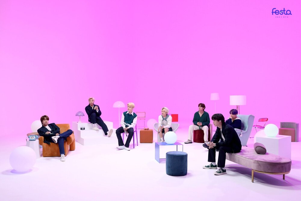 bts-room-live-preview-cut-2.jpg