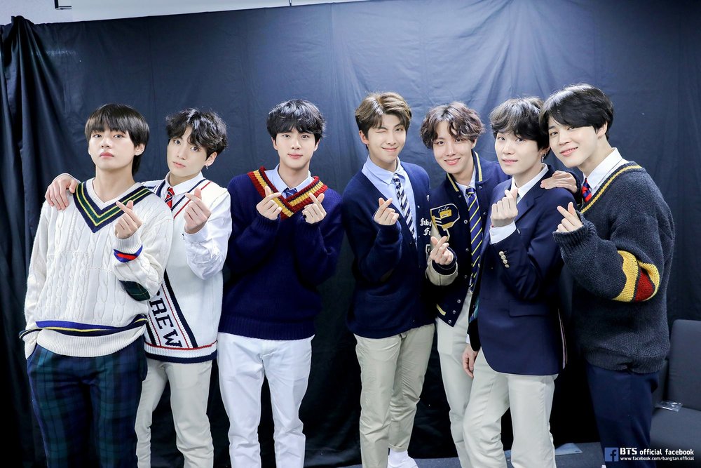 24-2018-BTS-FESTA-Photo-Collection.jpg