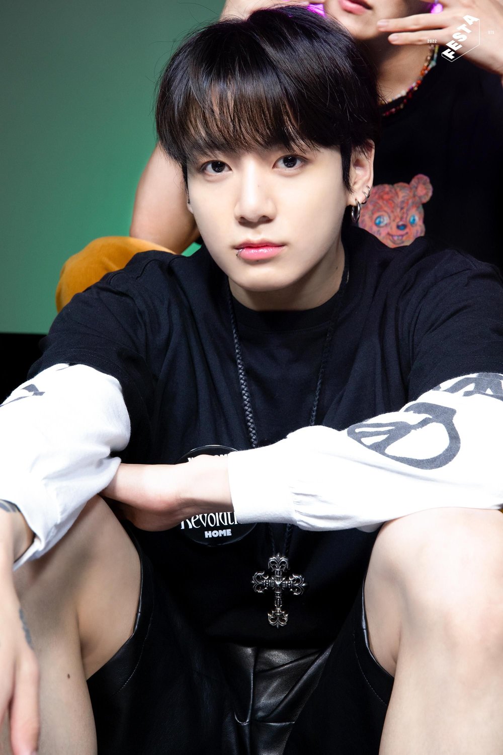 2022-BTS-FESTA-Family-Portrait-Pt2-Jungkook3.jpg