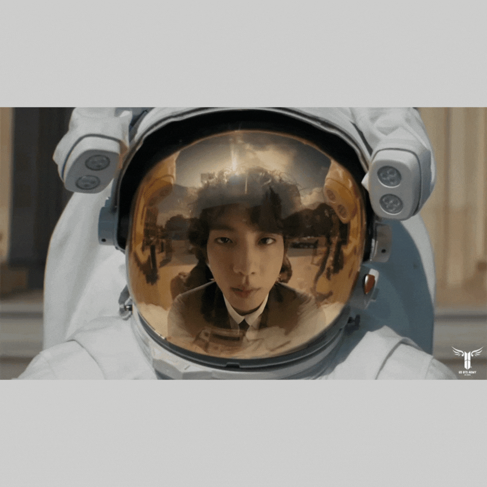 "The Astronaut" Debuts At No. 51 On Billboard's Hot 100