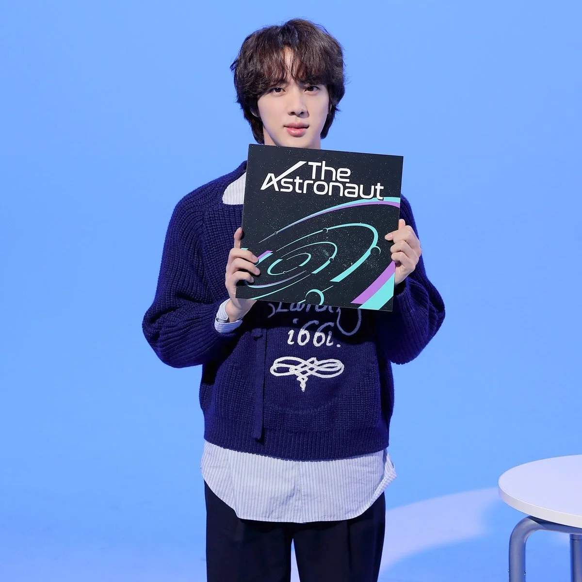 Jin Earns His First RIAJ Certification With "The Astronaut"