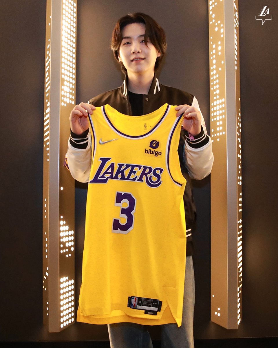 suga lakers2.jpg