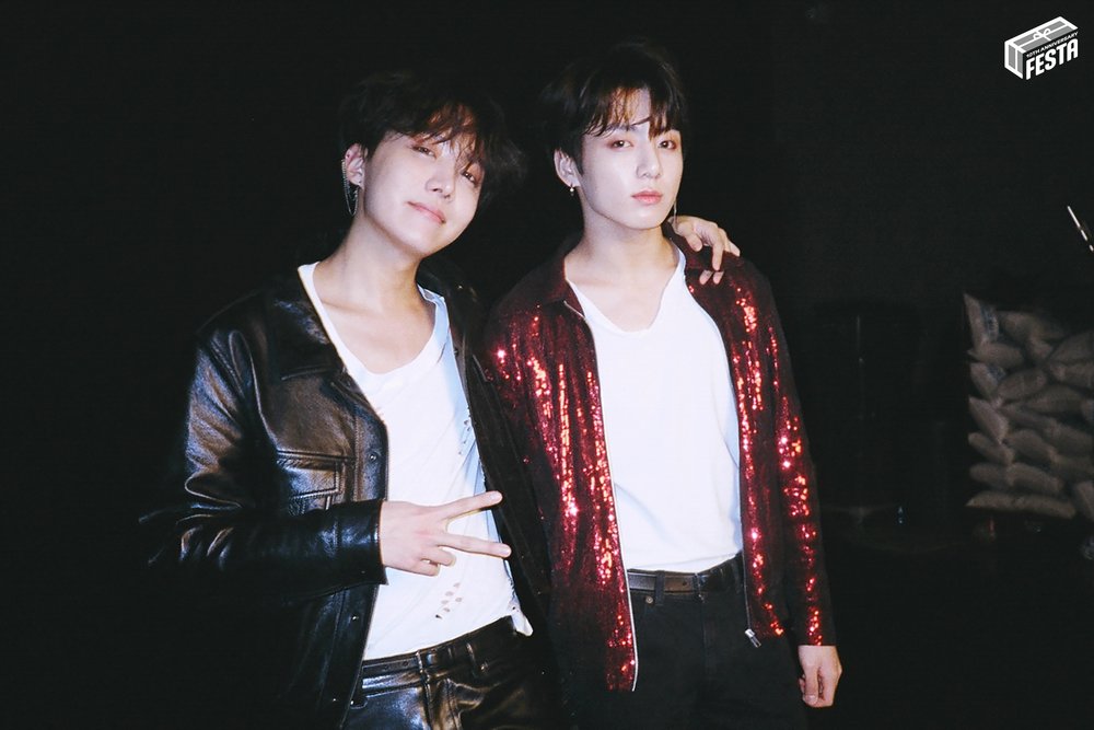 64-BTS-FESTA-Exhibition-Bside-Photos-jhope-JK.jpeg