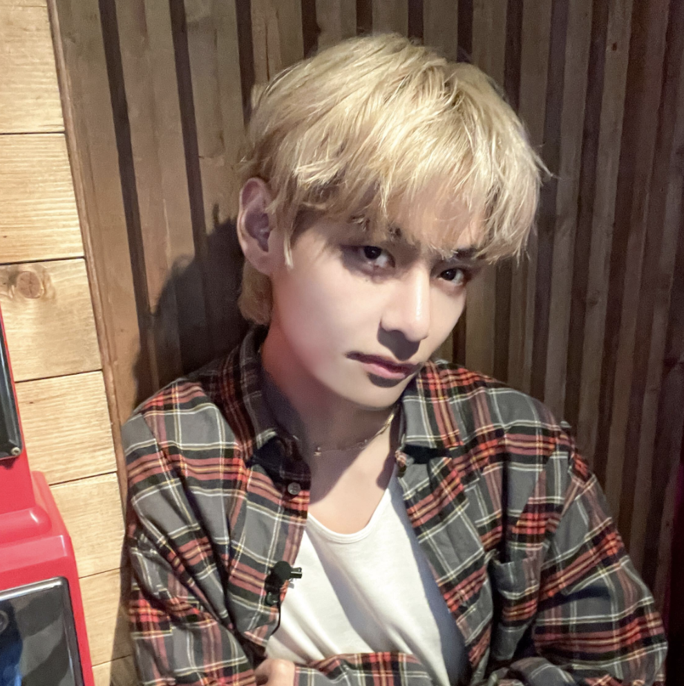 V's 'Layover' Becomes The Fastest K-Pop Solo Album To Surpass 500 ...