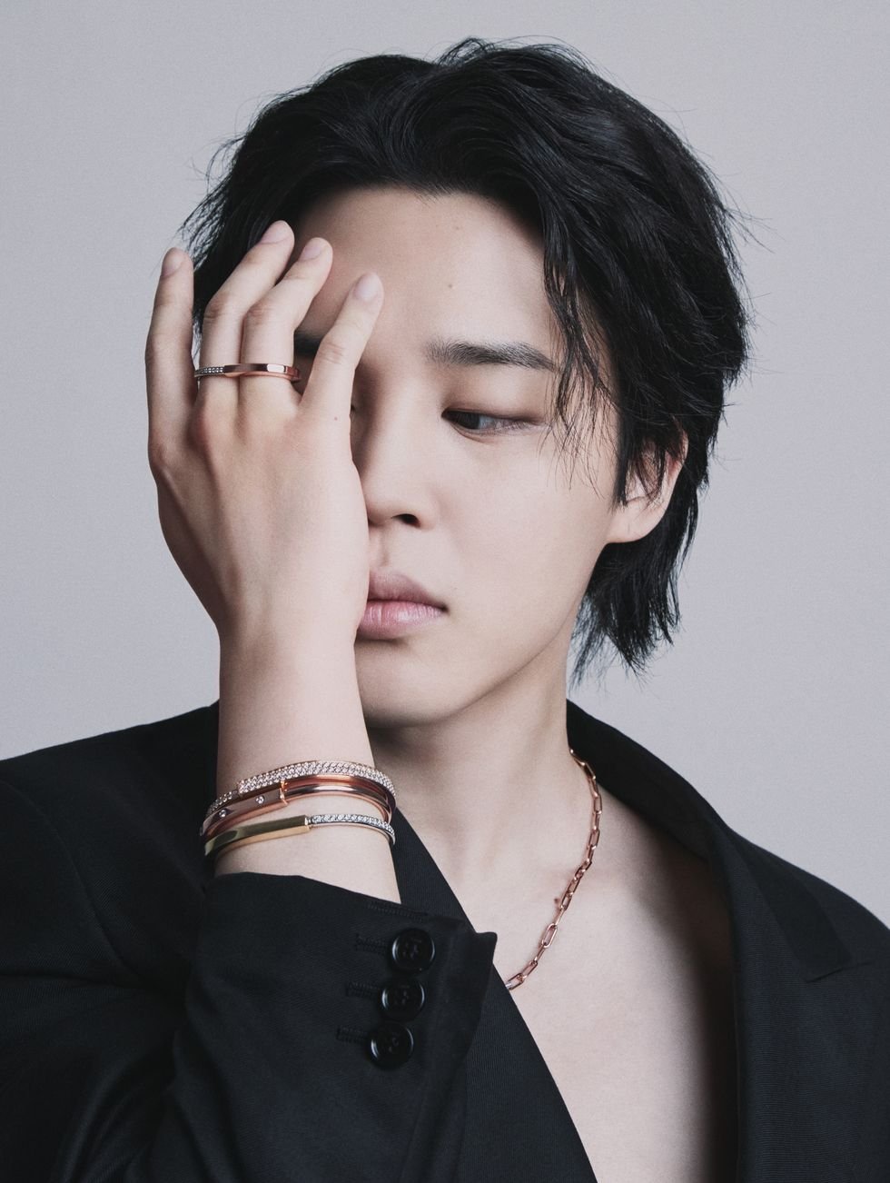 jimin-harpers-bazaar-jp-2.jpeg