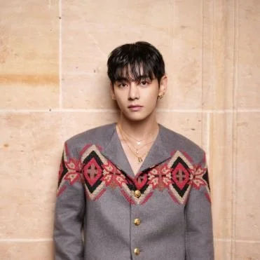 V Attended CELINE Printemps 2026 Fashion Show
