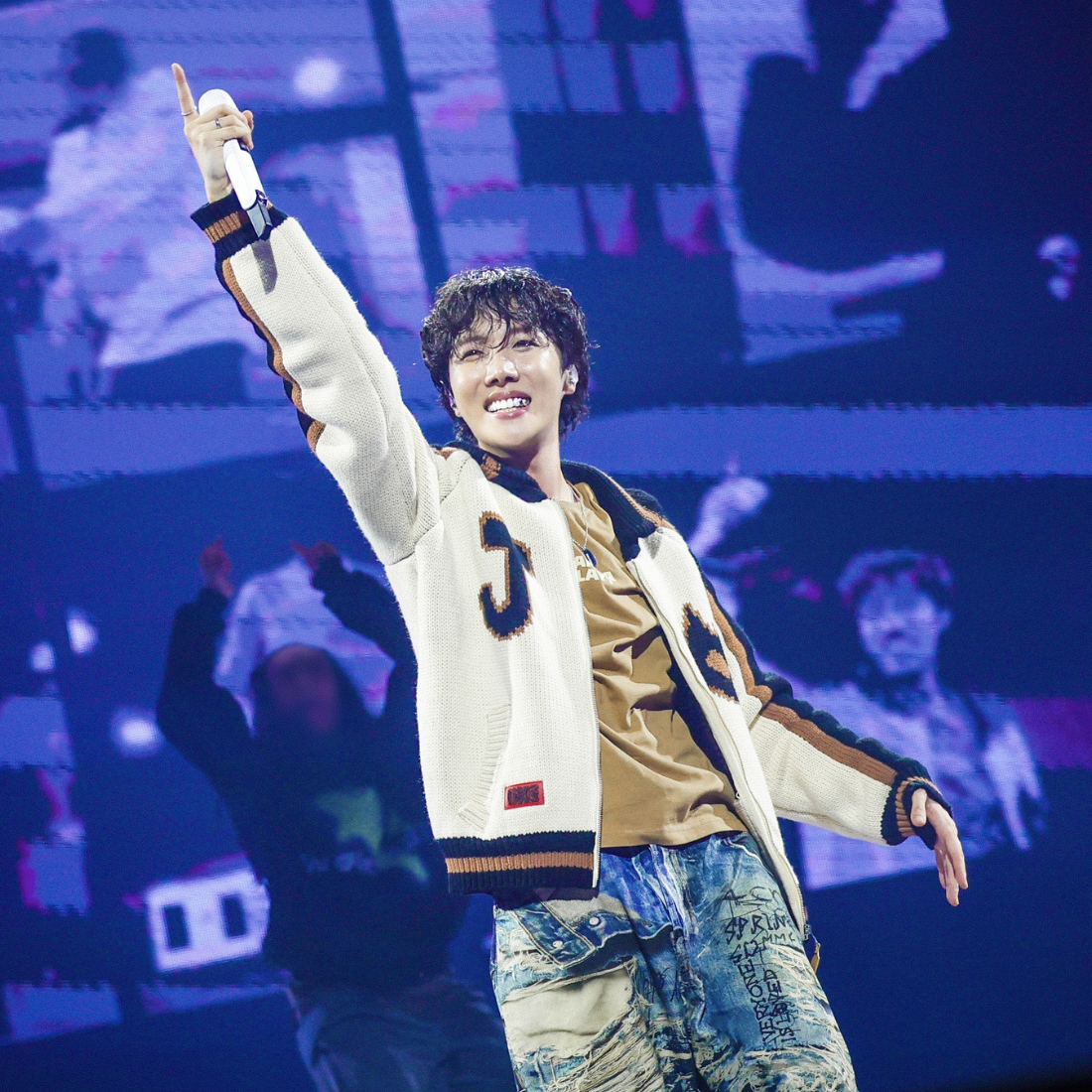 j-hope's HOPE ON THE STAGE Tour Ranks No. 3 On Billboard's 2025 Year-End K-Pop Tours Chart