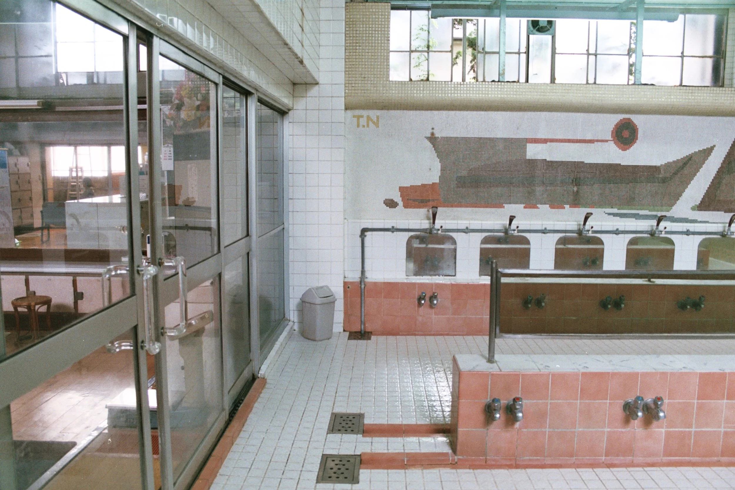 AA040.jpg