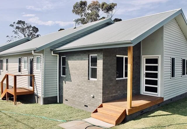 Recently completed Tathra project. 
A privilege to bring Robert and Mary&rsquo;s dream home to life, whilst incorporating &lsquo;eco-logic&rsquo; features.

High level of insulation, double glazed windows, north facing highlight window to capture win