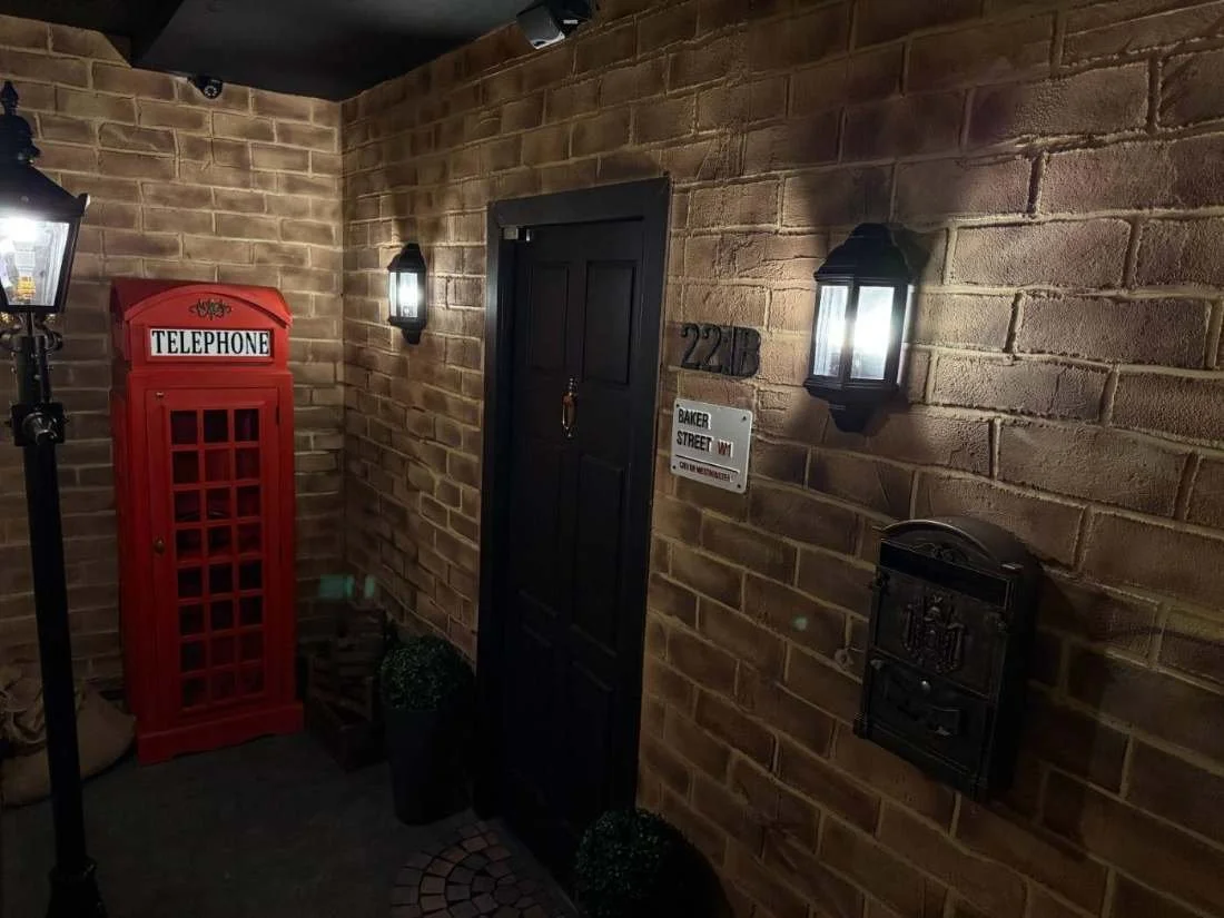 221b-baker-street-escape-room-london-gallery-3.jpg