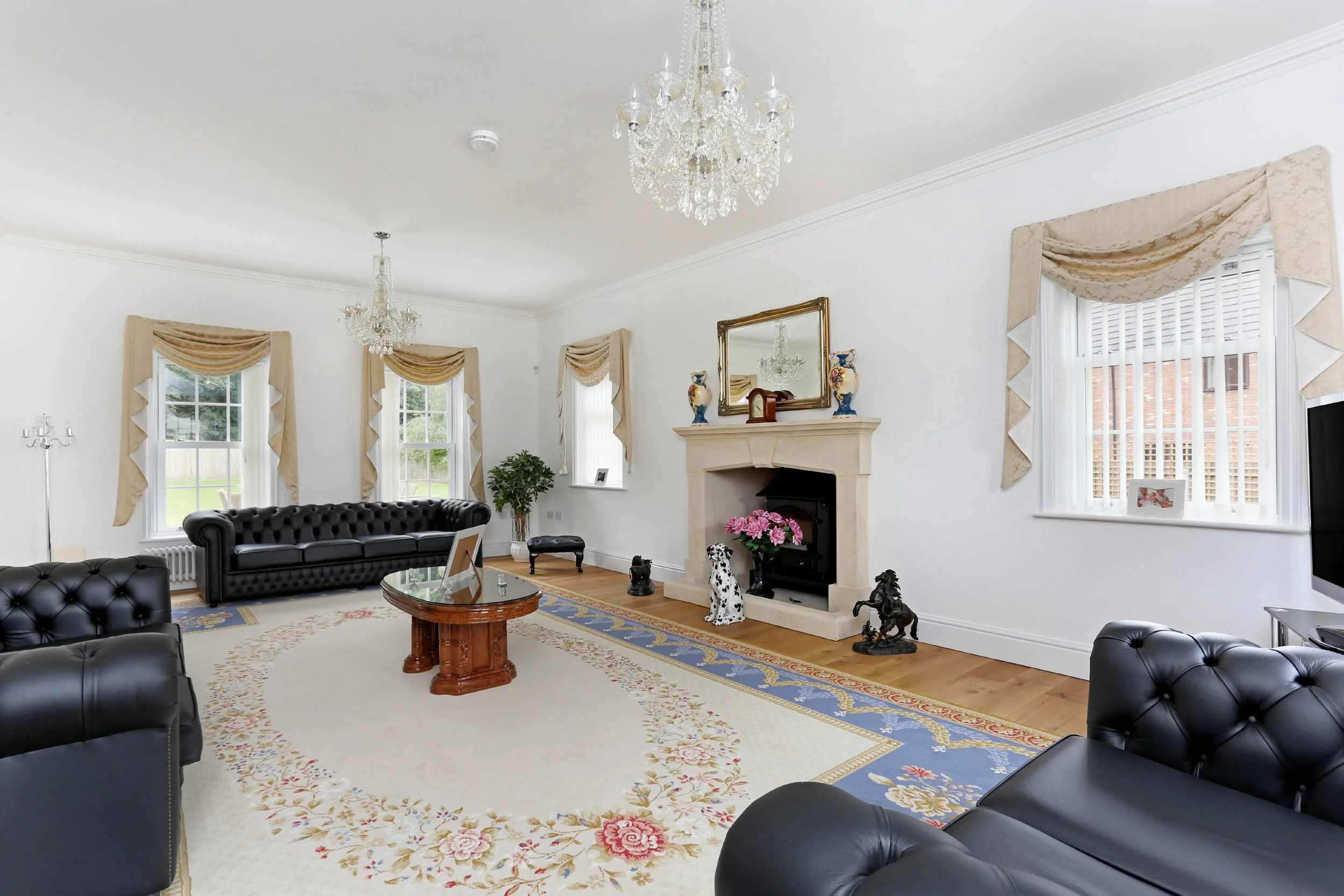 Holland-House-Living-Room-W.jpg