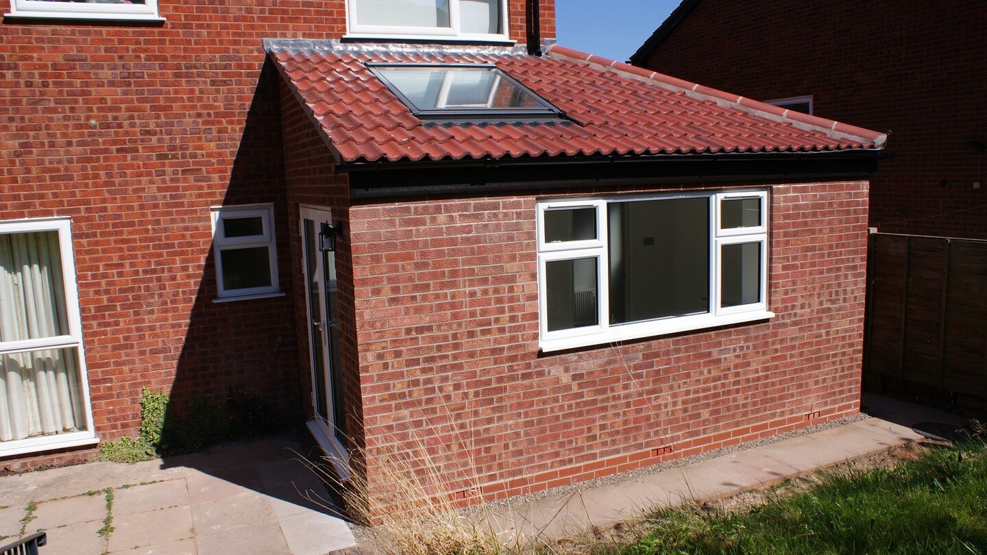 Sometimes just a small extension can make a massive difference. This rear extension allowed for a larger kitchen, new utility room and new dining space bringing in natural light and an open plan layout.
#extension #malvern #worcestershire #architectu