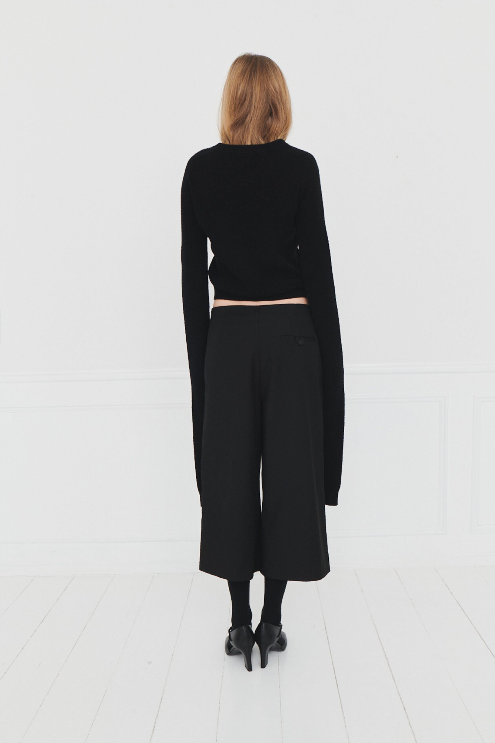 The Garment - Como Sleeve Knit - Black