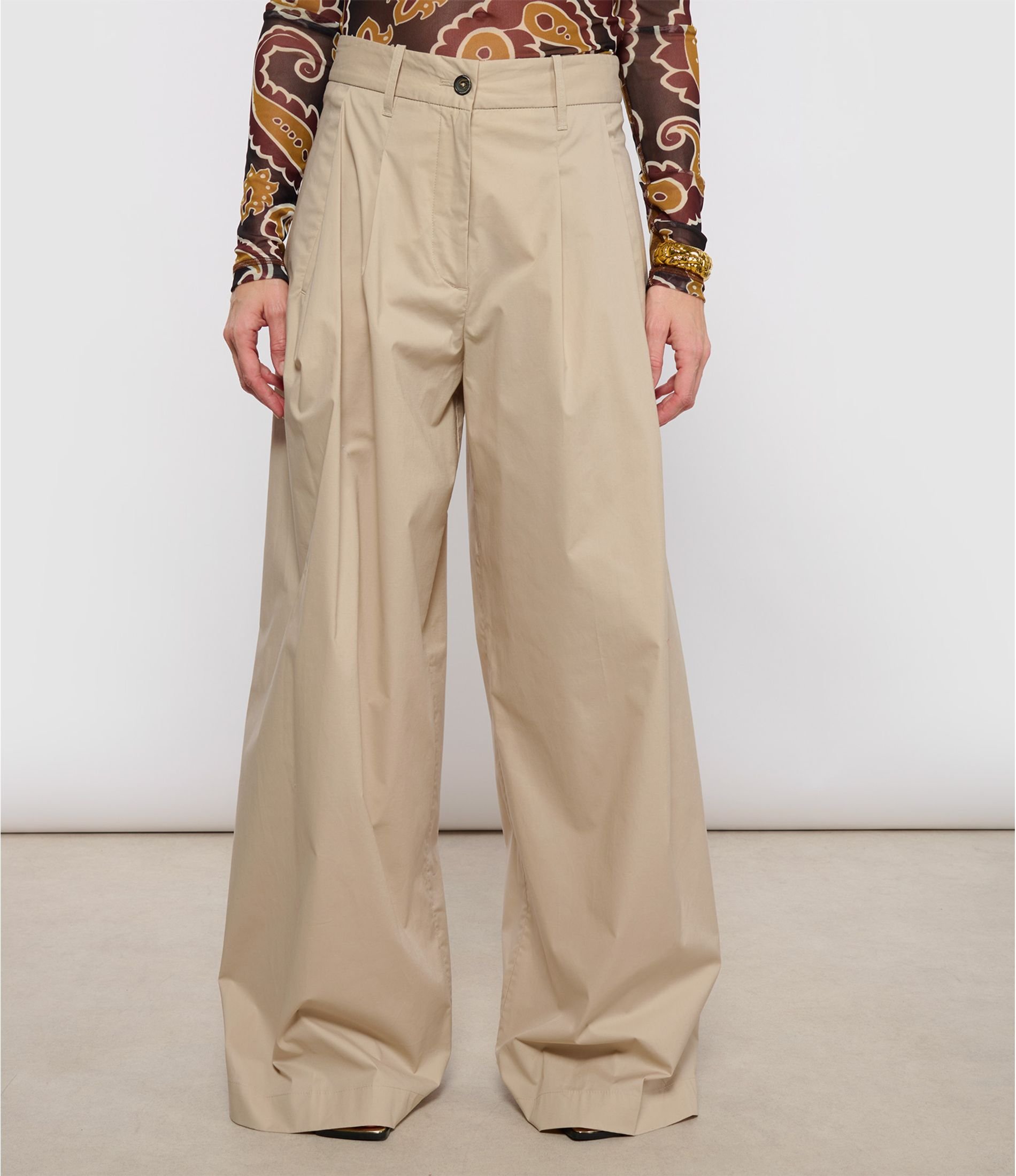 ninei-look20250312-76159-1.jpg