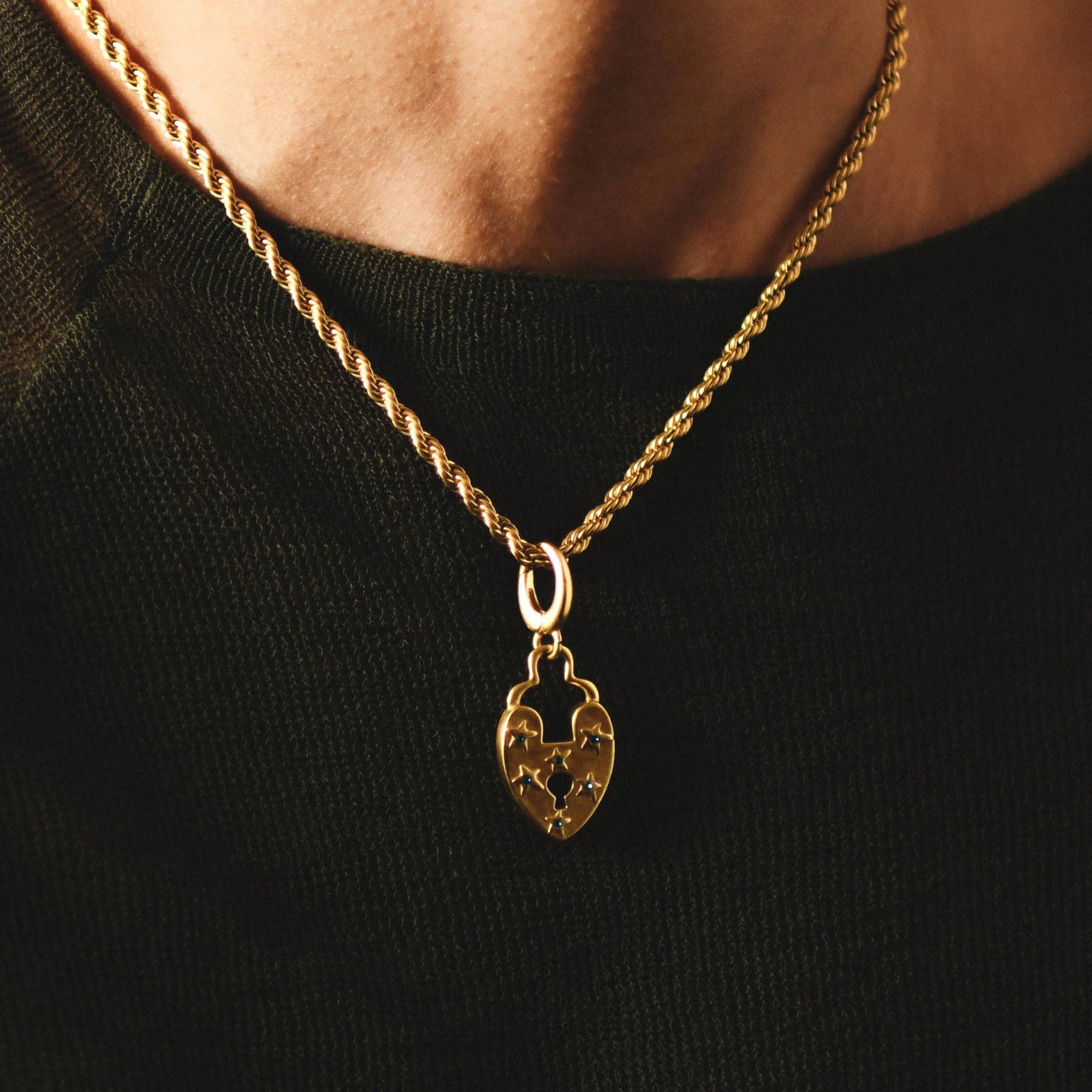 pendentif-coeur-secret-amovible-or2.jpg