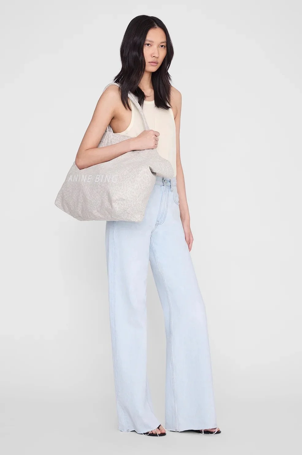 AB-LEO_CANVAS_TOTE_-_WASHED_WHITE_LEOPARD_A-13-11841-MTL20_2219_1700x.jpg