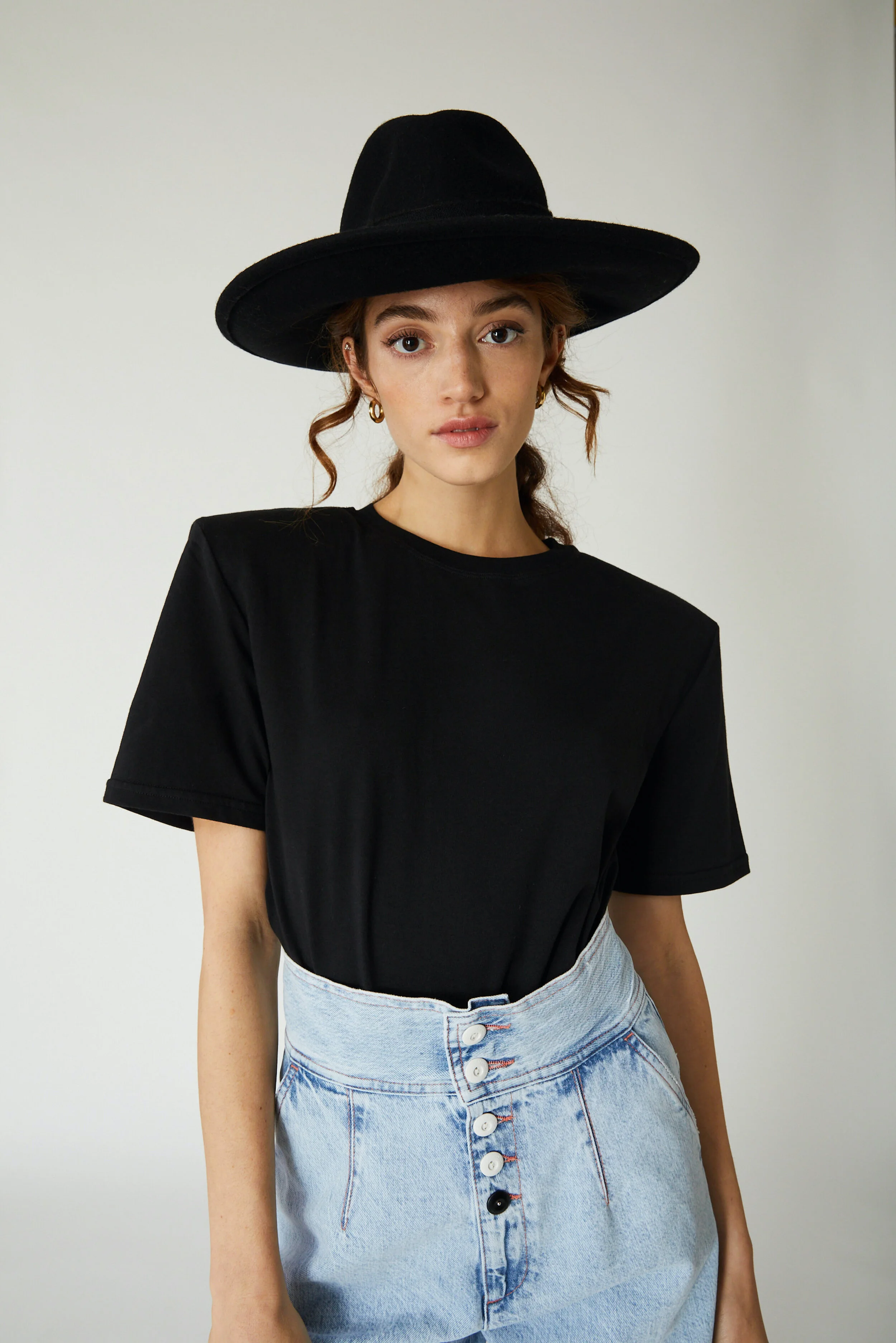 Tomboy - Ebe Tee - Black