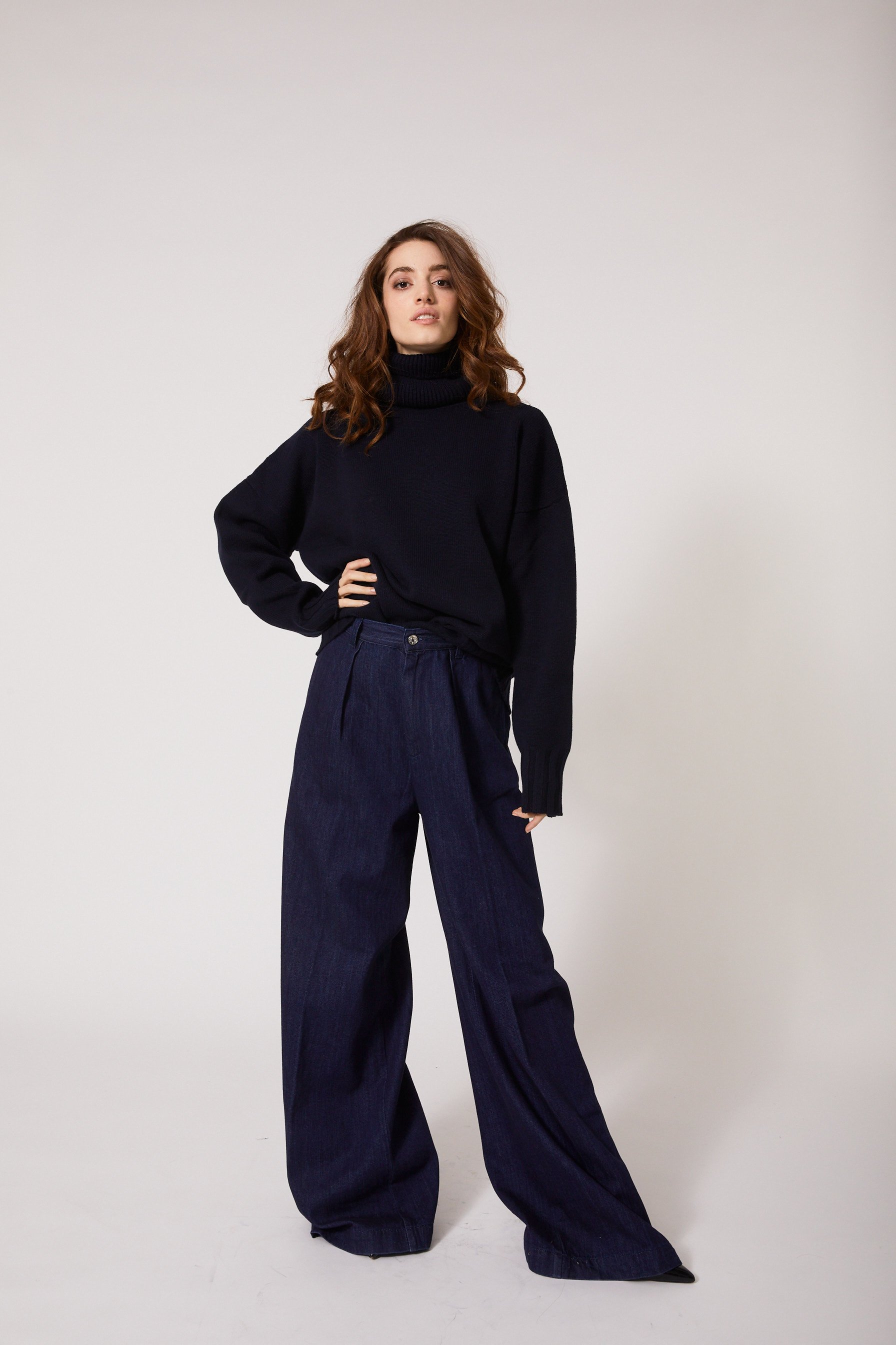 ENEA DARK BLUE.jpg