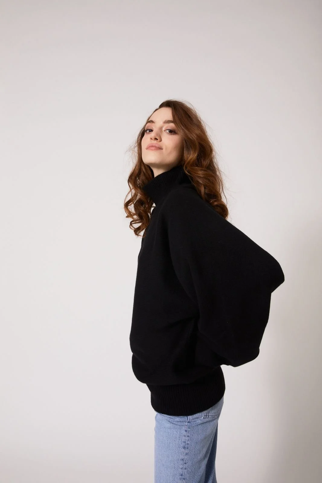 Tomboy - Didi Turtleneck Balloon Knit - Black
