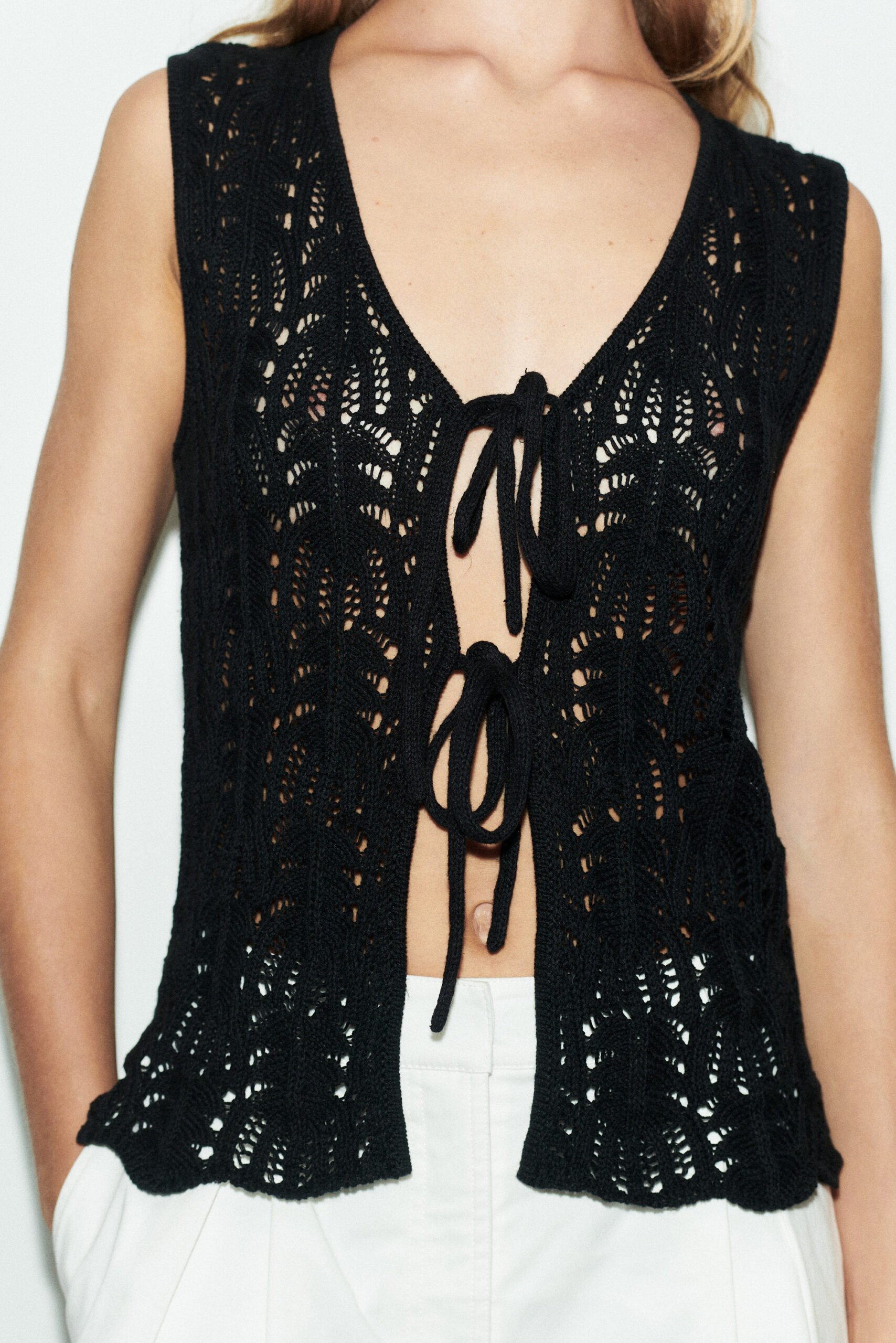 TG_20380_Egypt_Crochet_Vest_050_02-scaled.jpg
